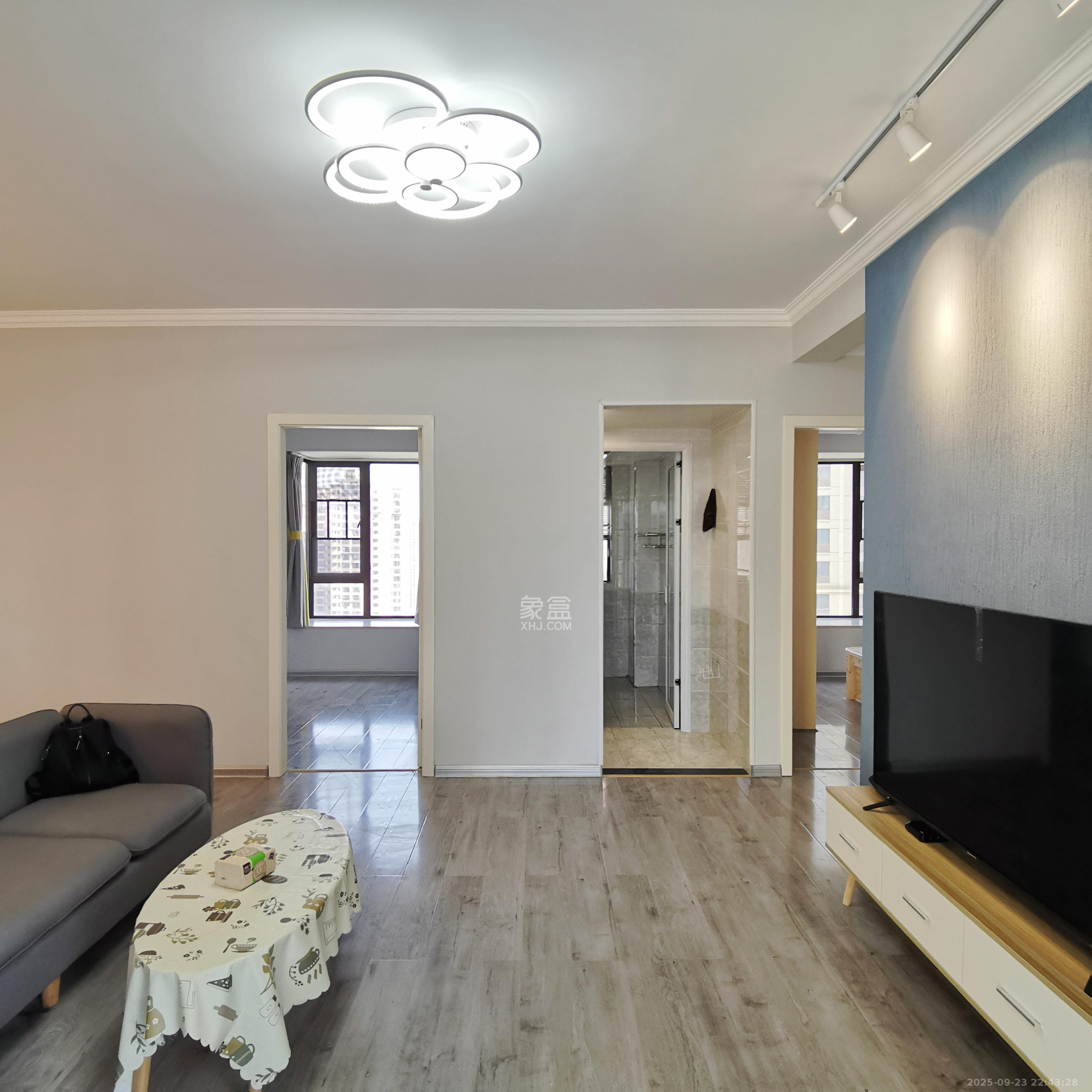 保利西海岸B区  3室2厅1卫    3280.0元/月室内图