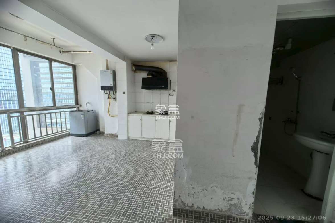 长宝1667 3室2厅2卫 5000.0元/月 长宝1667 3室2厅2卫 5000.0元/月室内图