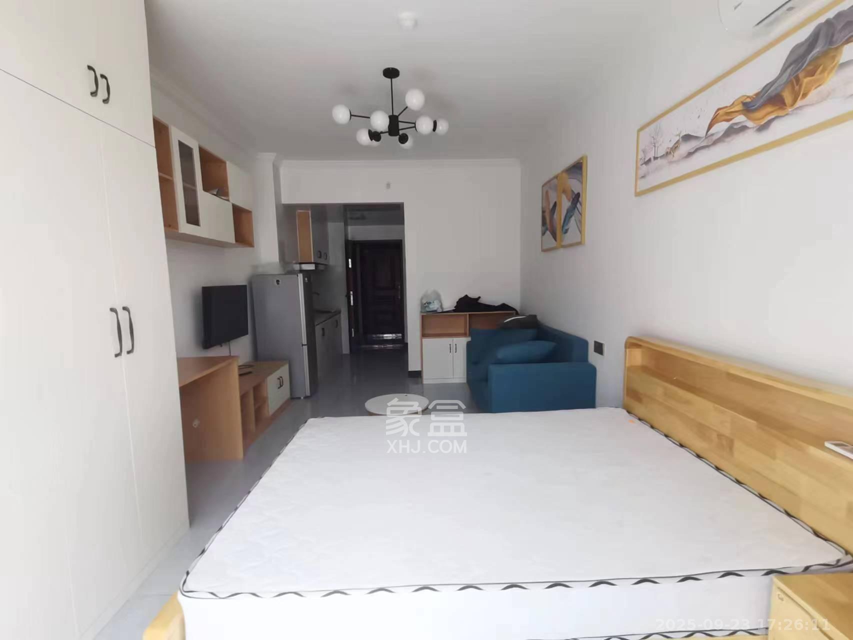 钱隆世家 1室1厅1卫 1400.0元/月 钱隆世家 1室1厅1卫 1400.0元/月室内图