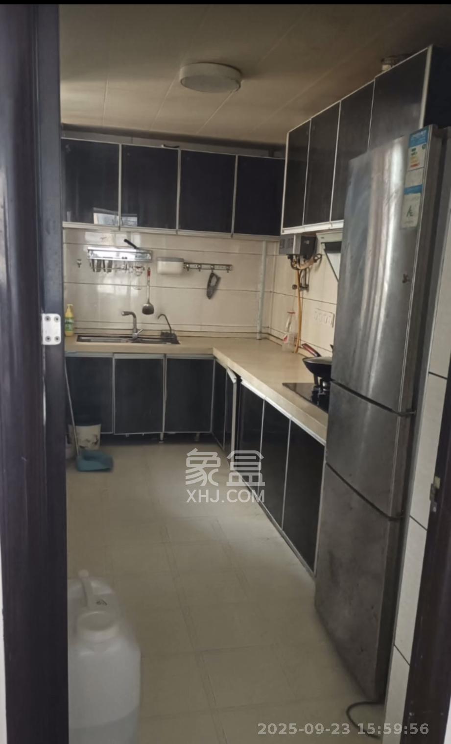 佳兆业水岸新都 3室2厅1卫 1500.0元/月 佳兆业水岸新都 3室2厅1卫 1500.0元/月室内图