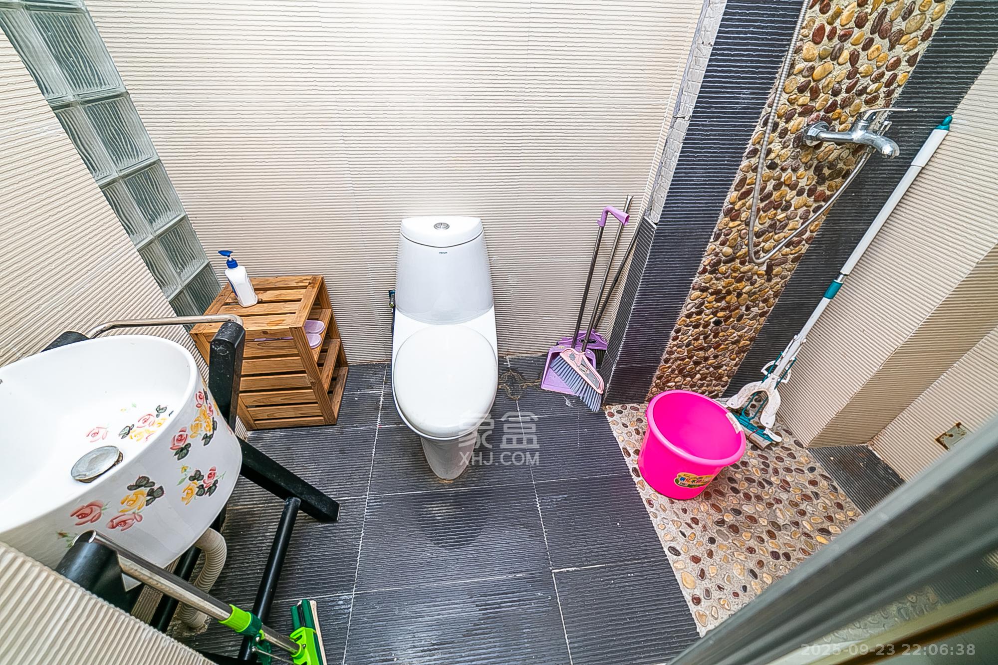 他城（天鸿时代公寓）  1室1厅1卫    28.0万其他