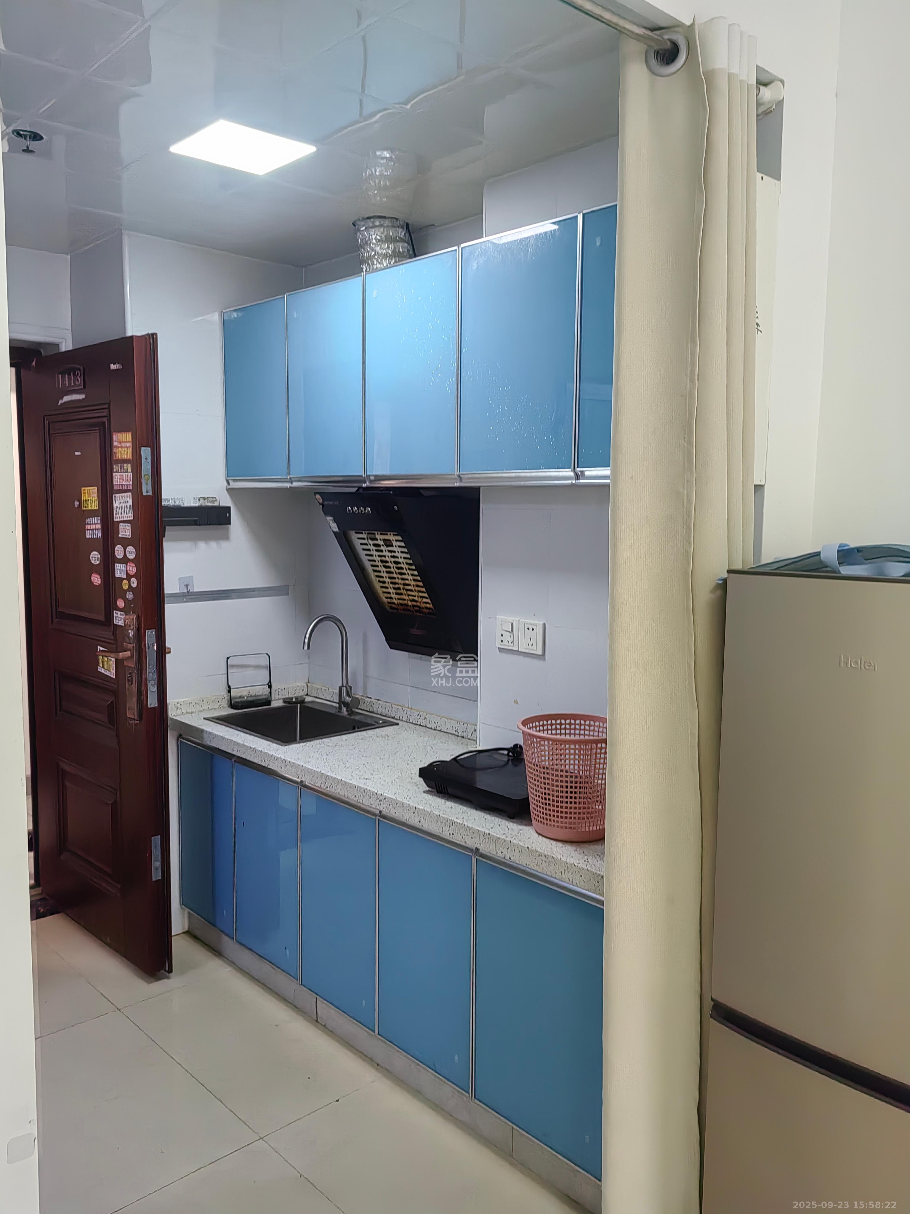 钱隆世家  1室1厅1卫    1400.0元/月室内图