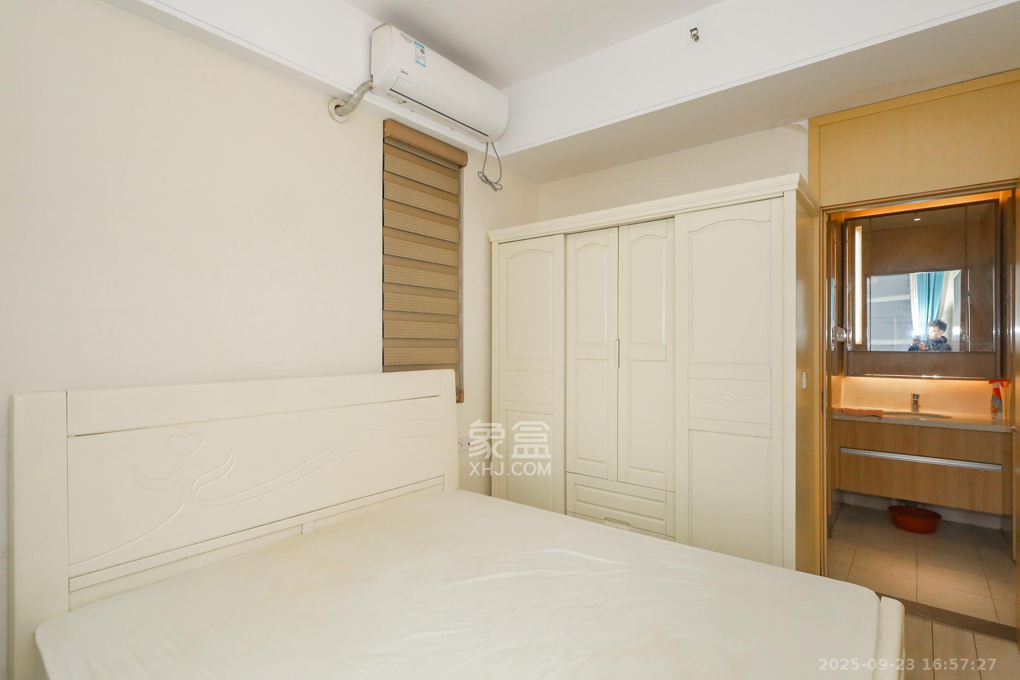 启迪协信中心  2室2厅1卫    68.0万 启迪协信中心  2室2厅1卫    68.0万卧室