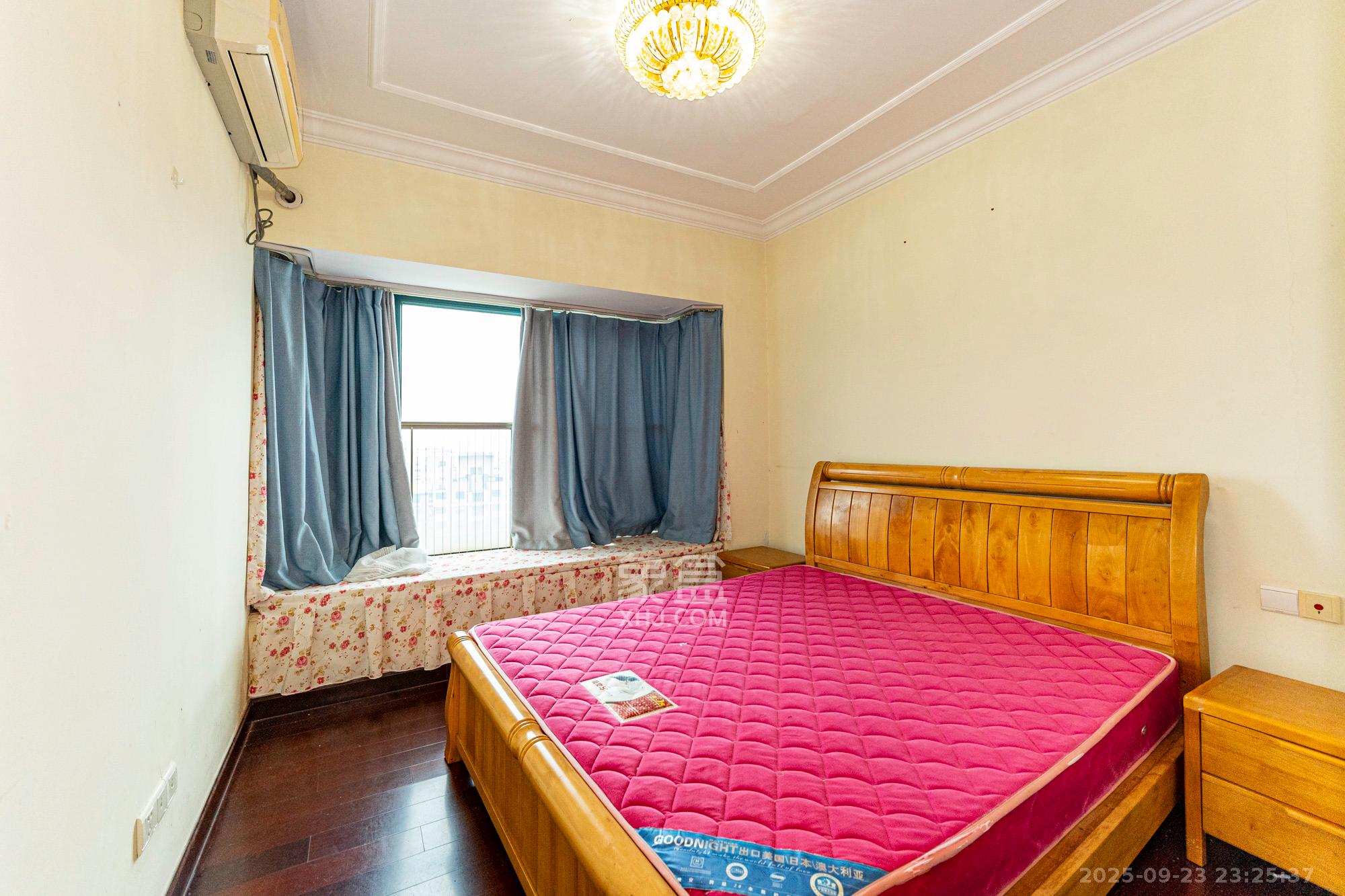 恒大雅苑 2室2厅1卫 66.0万 恒大雅苑 2室2厅1卫 66.0万卧室