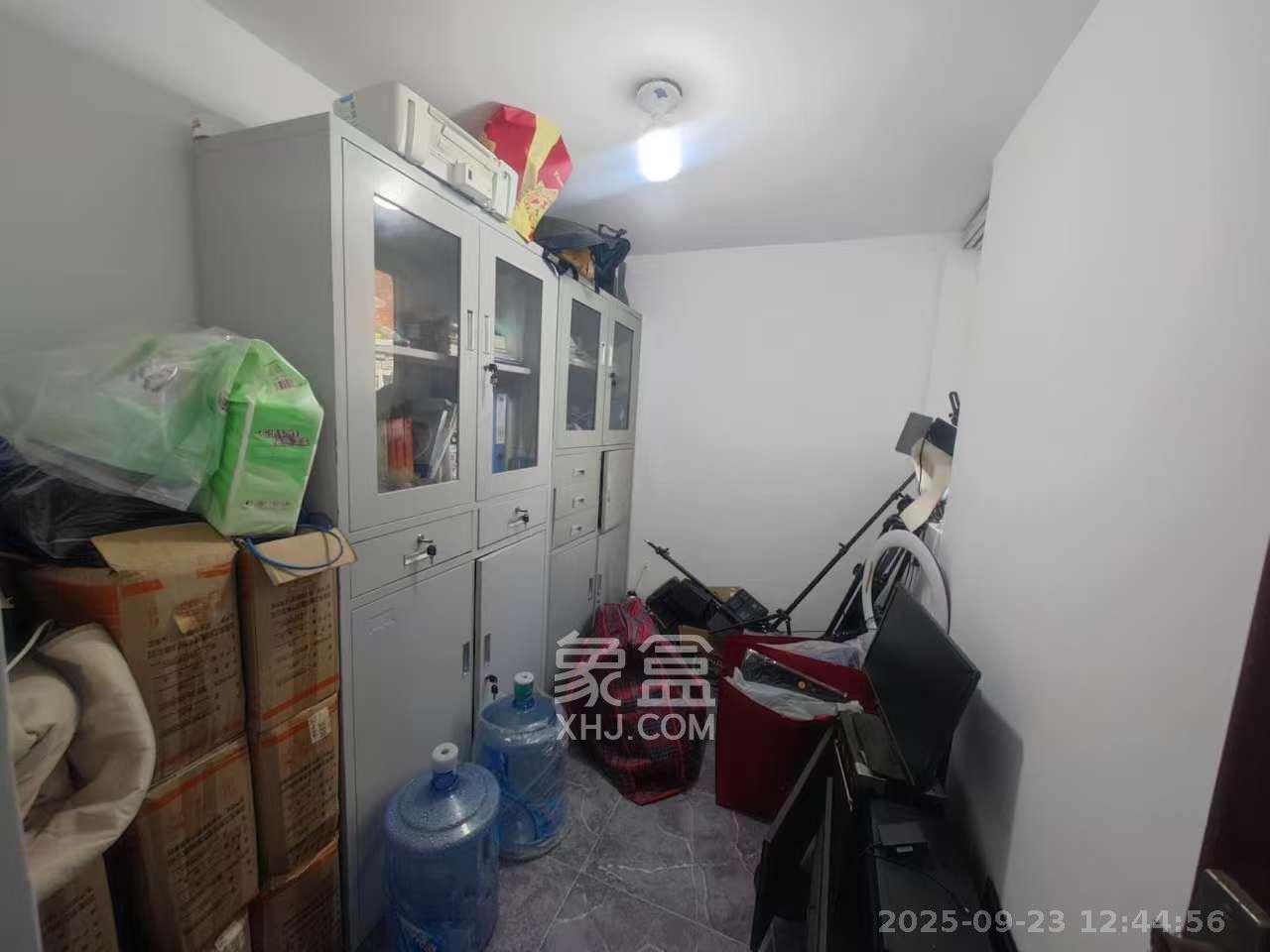 幸福里（幸福里一期）  4室2厅3卫    3500.0元/月室内图