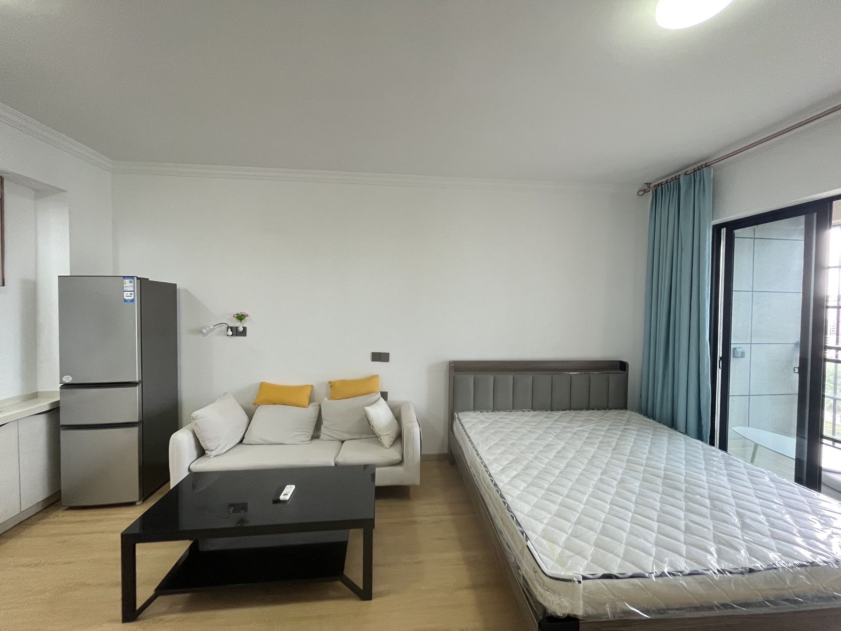 和谐家园(锦和广场) 1室0厅1卫 2500.0元/月 和谐家园(锦和广场) 1室0厅1卫 2500.0元/月室内图