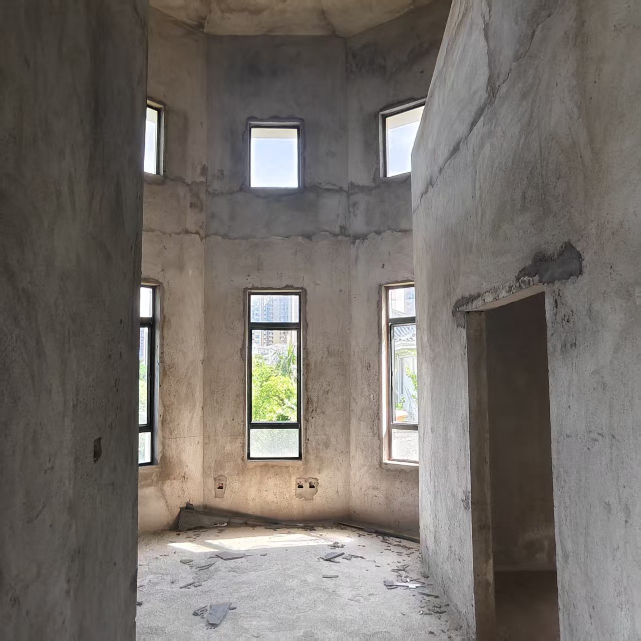 翡翠水城联排别墅 8室3厅4卫 790.0万 翡翠水城联排别墅 8室3厅4卫 790.0万客厅