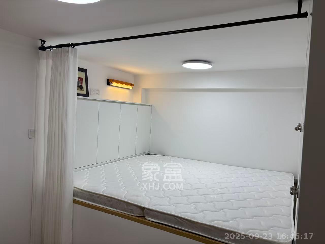 卓越中寰  2室1厅1卫   3200.00元/月