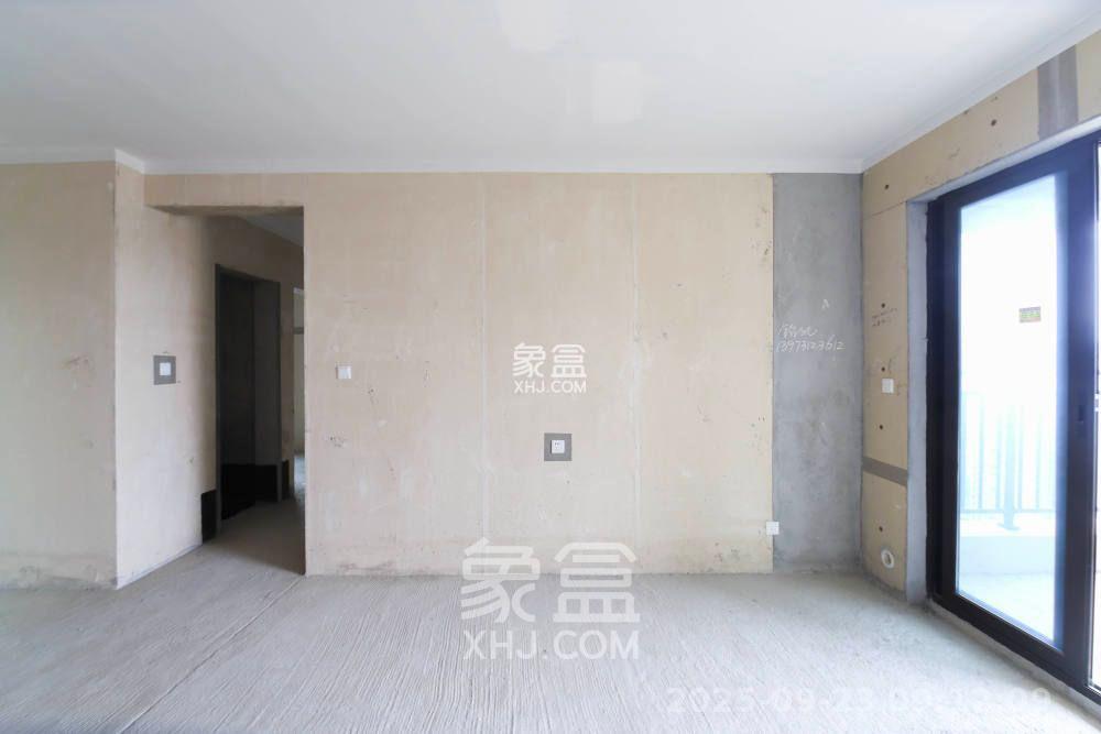 保利大都汇四期  3室2厅2卫    4000.0元/月 保利大都汇四期  3室2厅2卫    4000.0元/月室内图