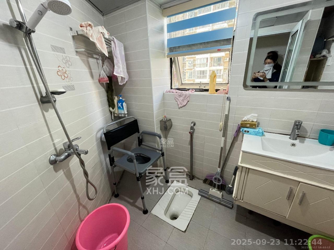 凯通国际城（凯通朝庭）  2室2厅1卫    2500.0元/月室内图