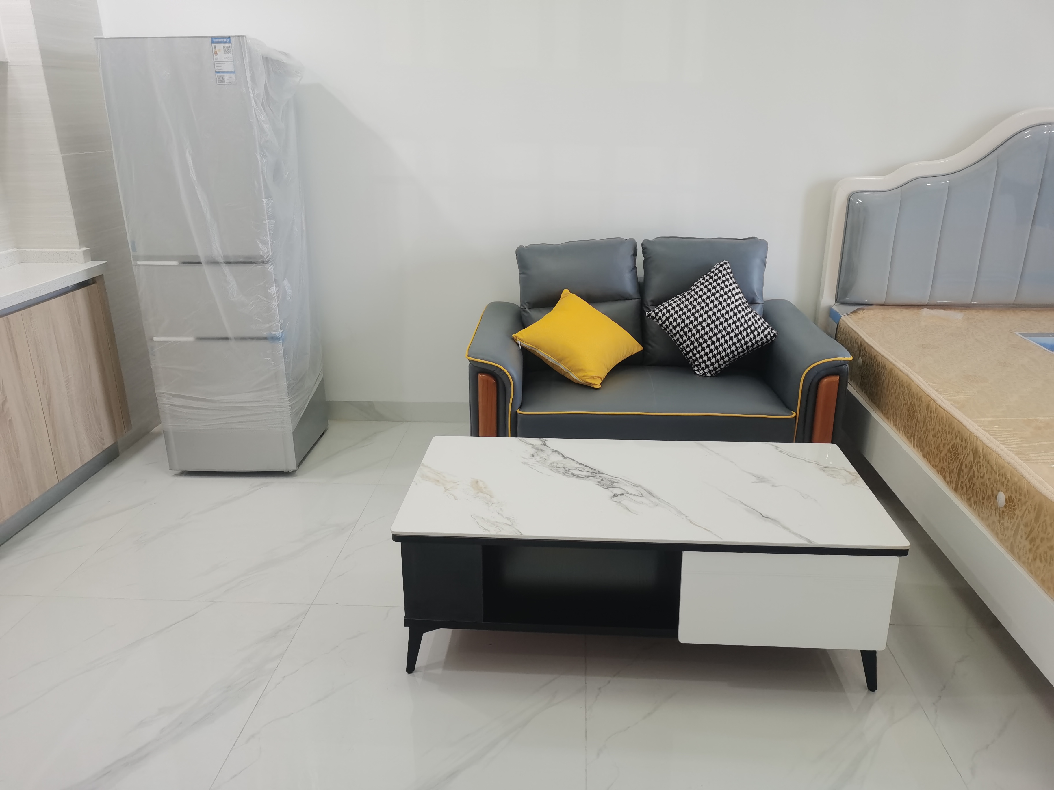 和谐家园(锦和广场) 1室0厅1卫 2500.0元/月 和谐家园(锦和广场) 1室0厅1卫 2500.0元/月室内图