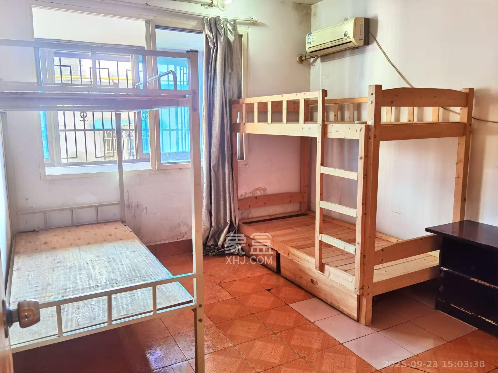 里仁巷22号工商联宿舍  3室1厅1卫    3200.0元/月室内图