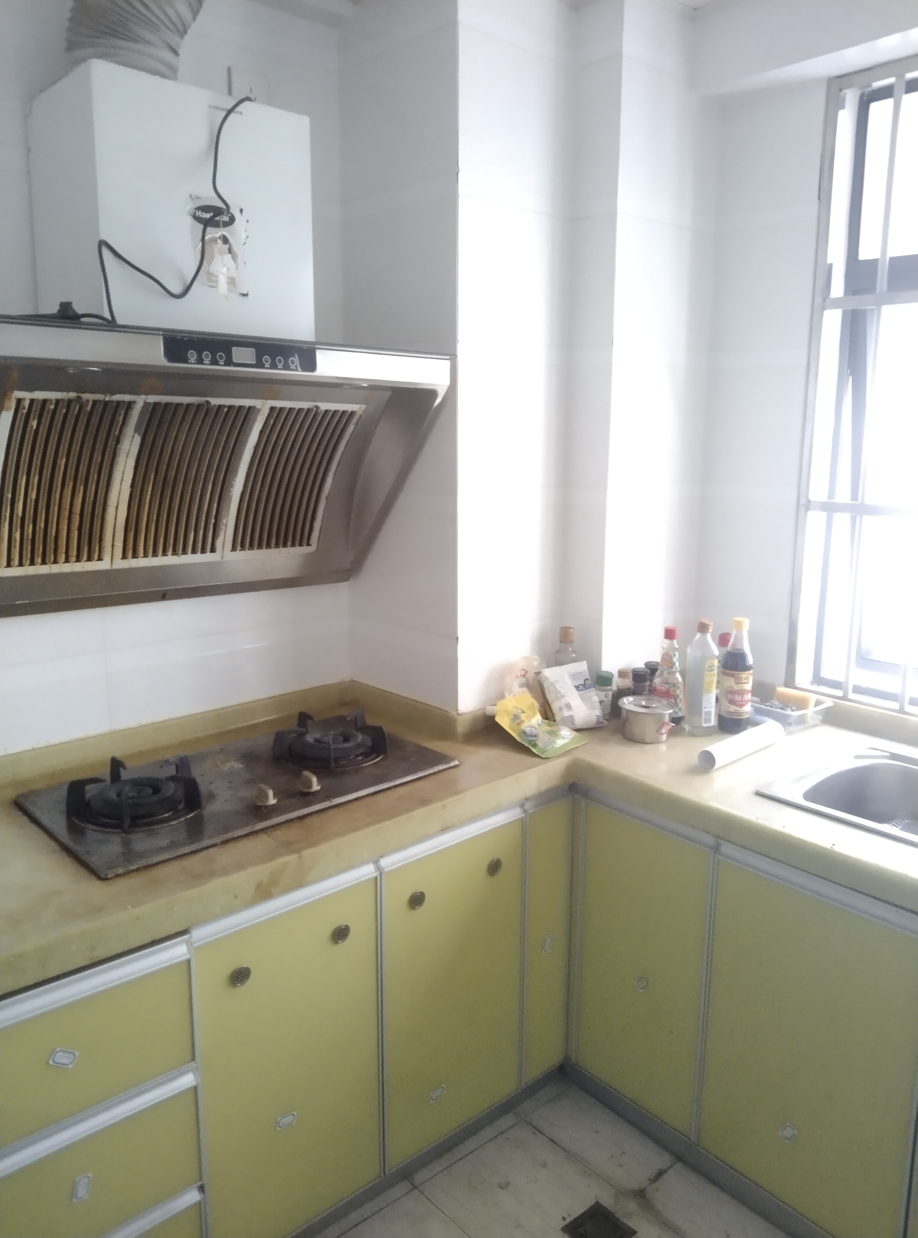 名门广场北区(二期) 3室2厅2卫 3000.0元/月 名门广场北区(二期) 3室2厅2卫 3000.0元/月室内图