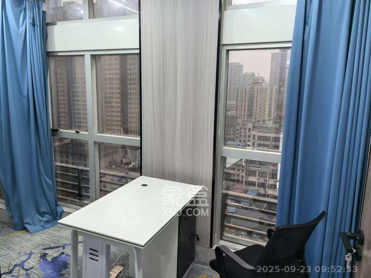 中隆国际大厦   256.0㎡      14000.0元/月室内图