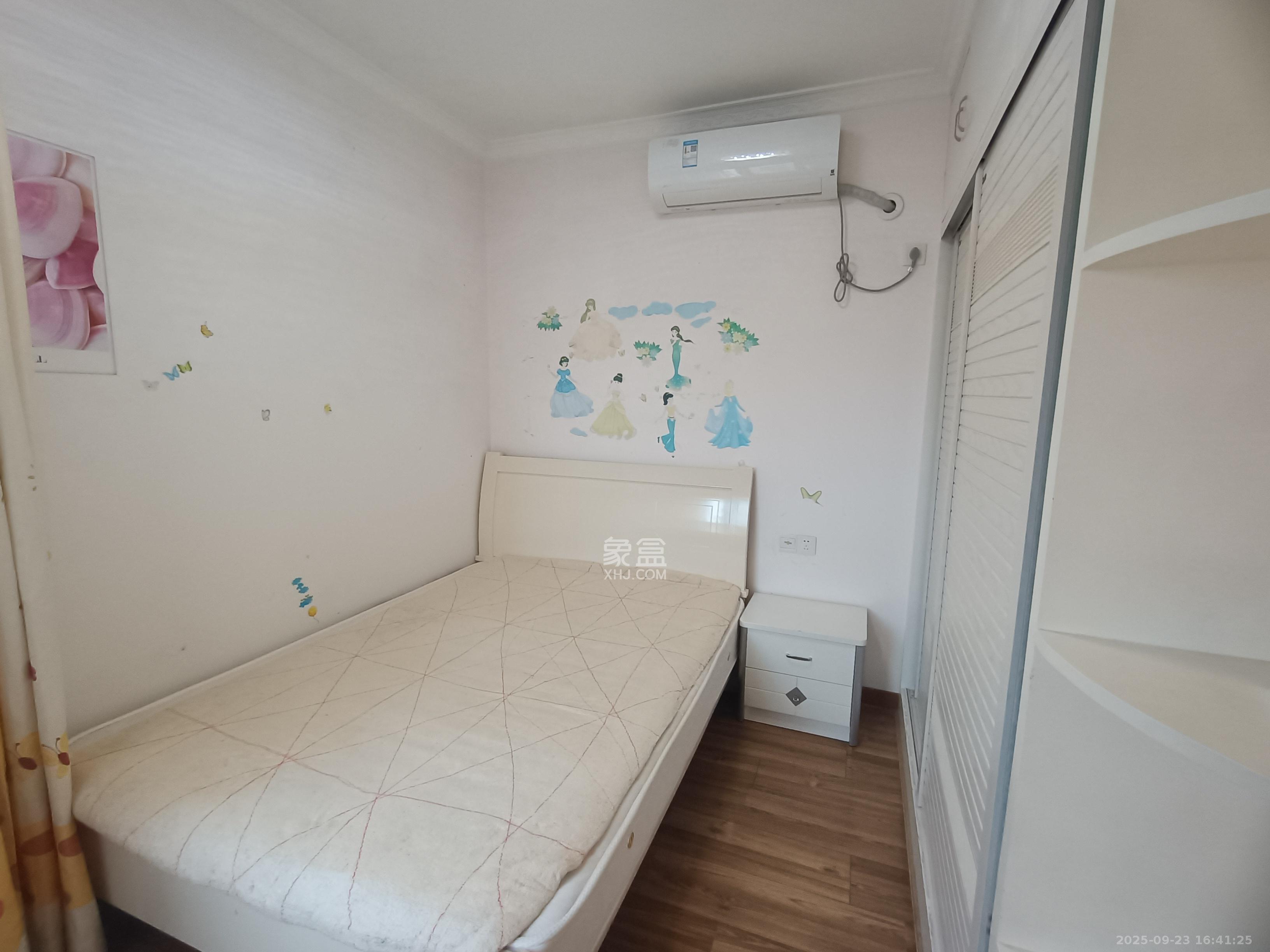 钱隆世家 2室2厅1卫 1800.0元/月 钱隆世家 2室2厅1卫 1800.0元/月室内图