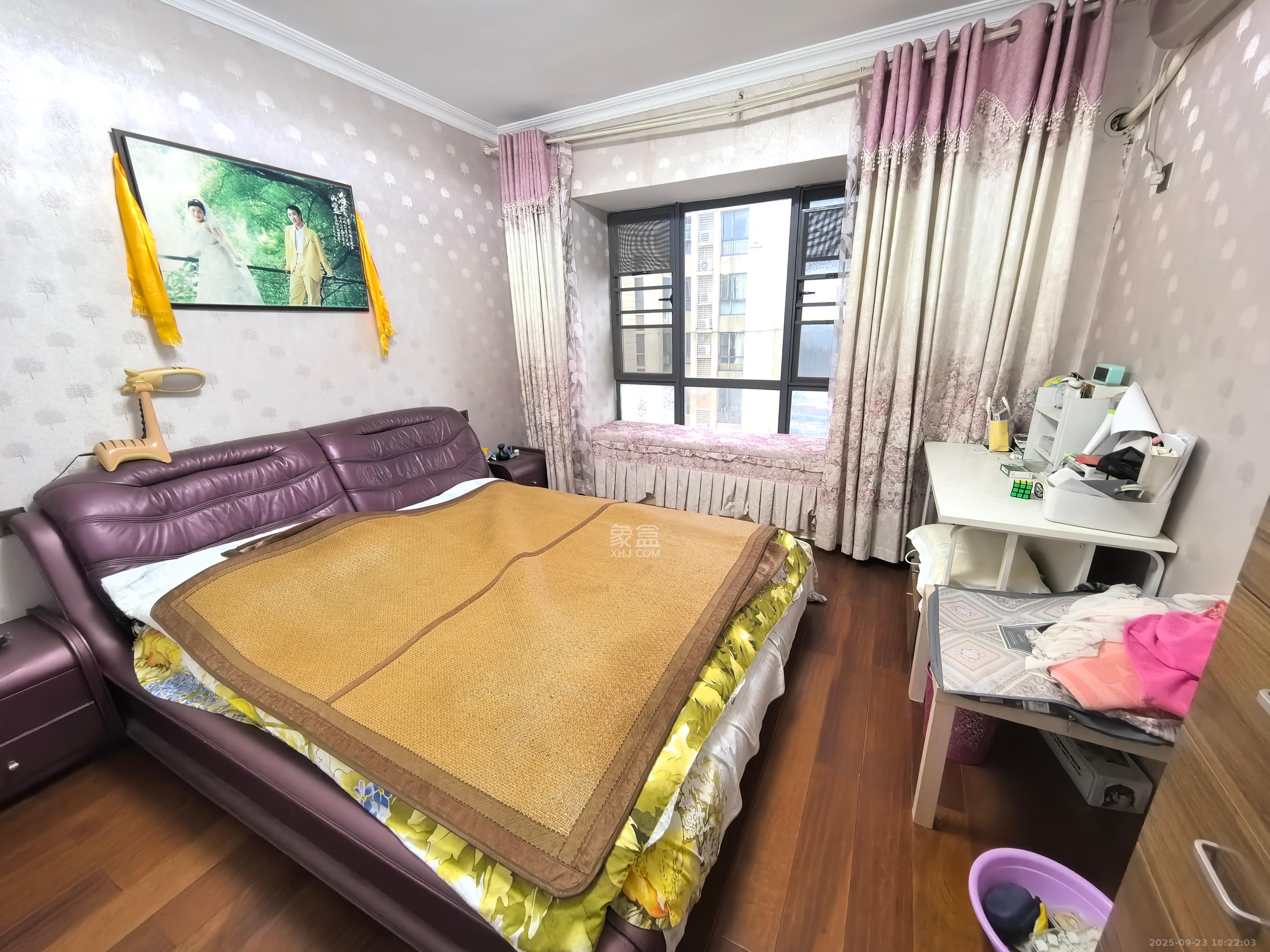 兰亭都荟（璟峰苑）  3室2厅2卫    3300.0元/月室内图