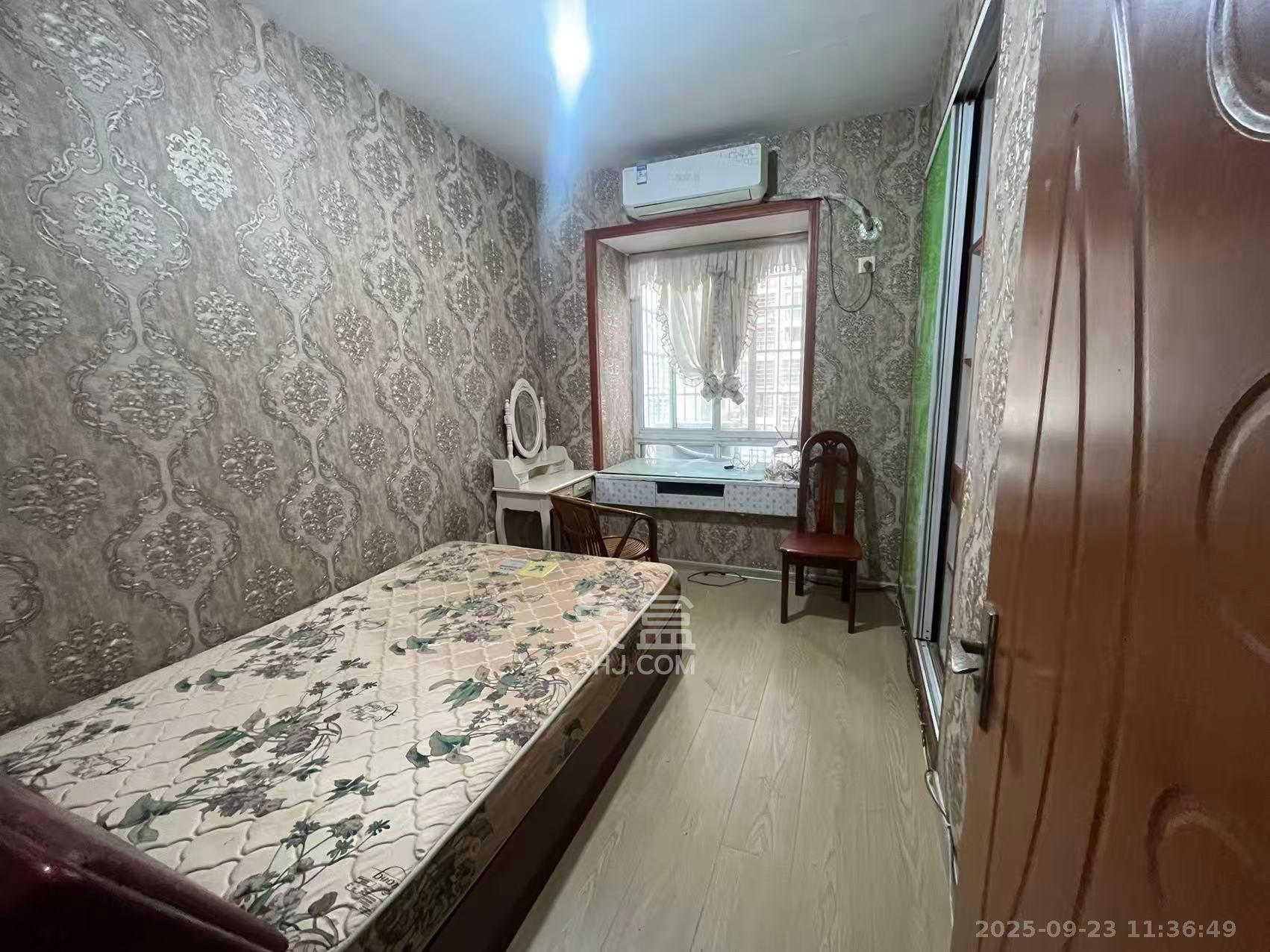 赤岗冲锻压机床厂安置房 2室1厅1卫 1700.0元/月 赤岗冲锻压机床厂安置房 2室1厅1卫 1700.0元/月室内图