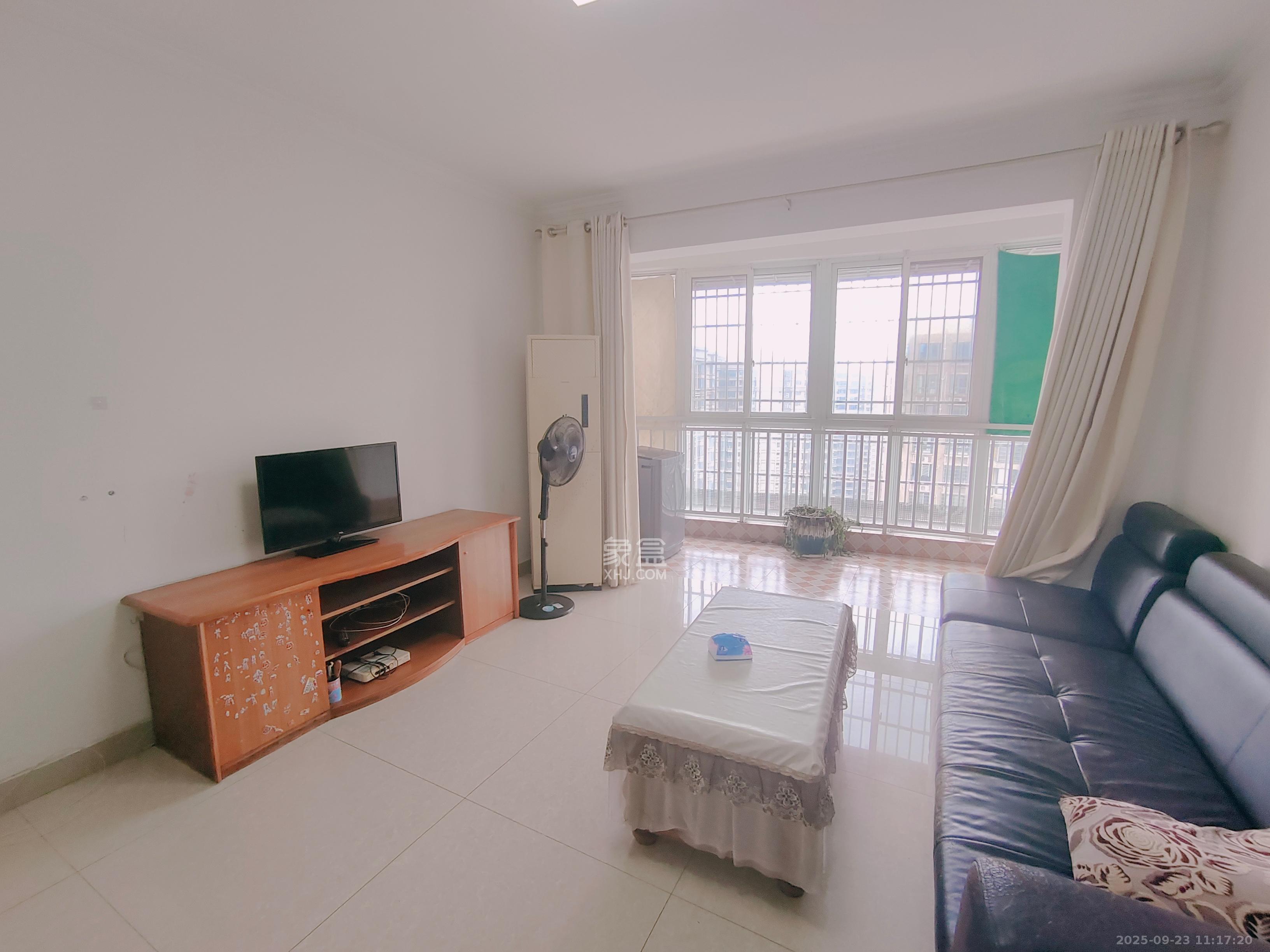 先锋东外滩 2室2厅1卫 2200.0元/月 先锋东外滩 2室2厅1卫 2200.0元/月室内图