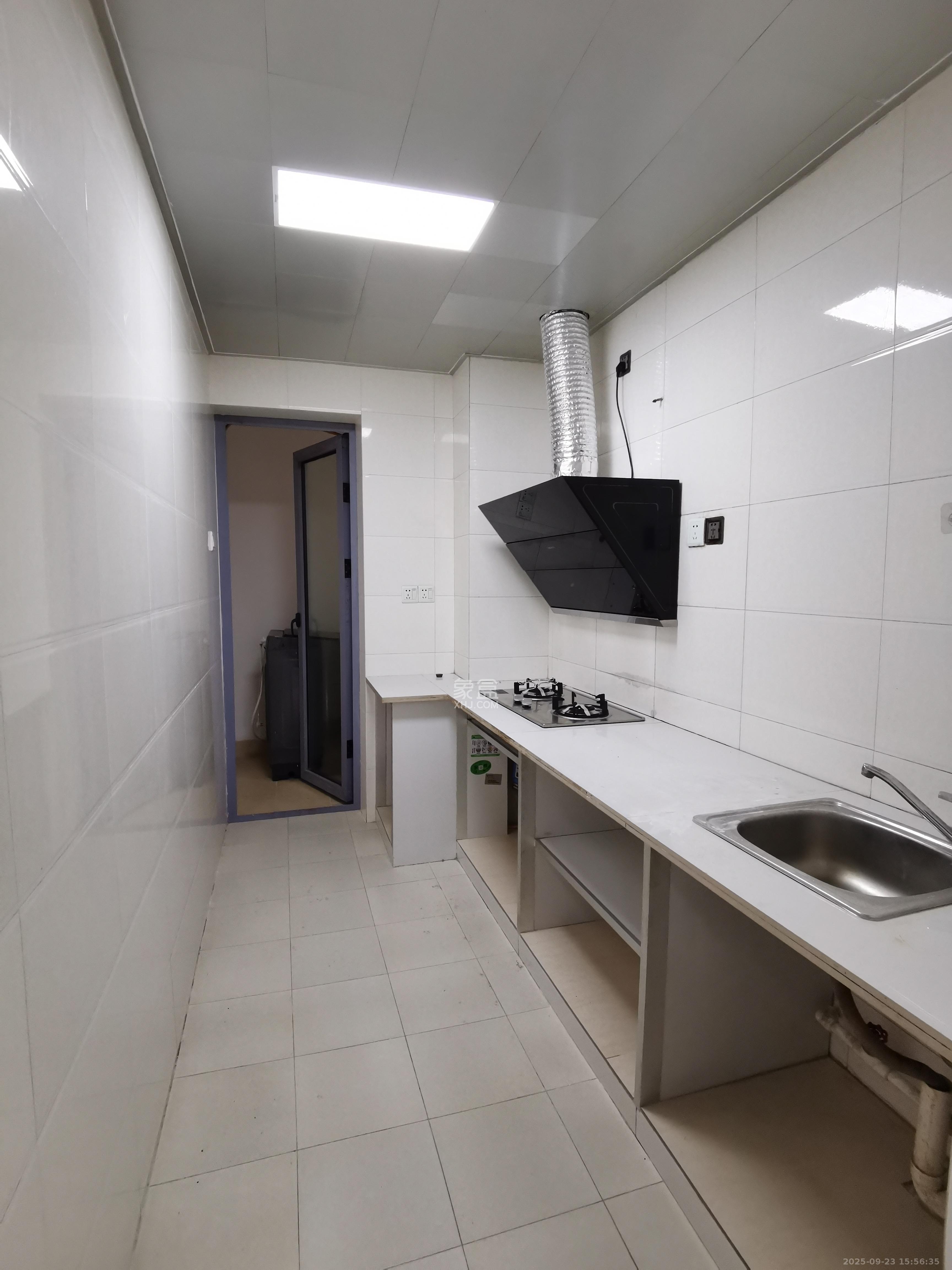 夏威夷碧水春城(碧桂园城市花园) 3室2厅1卫 1800.0元/月 夏威夷碧水春城(碧桂园城市花园) 3室2厅1卫 1800.0元/月室内图