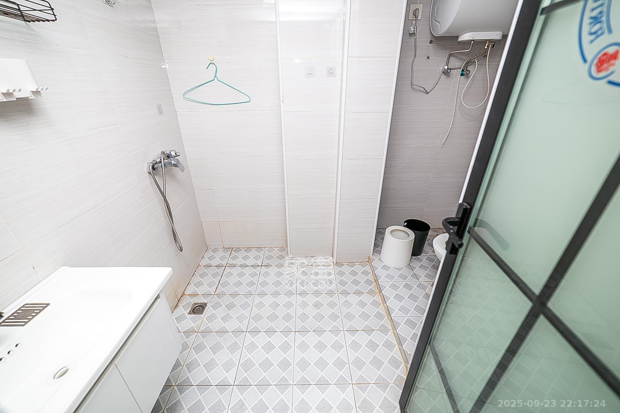 荣盛花语书苑  1室1厅1卫    33.8万其他