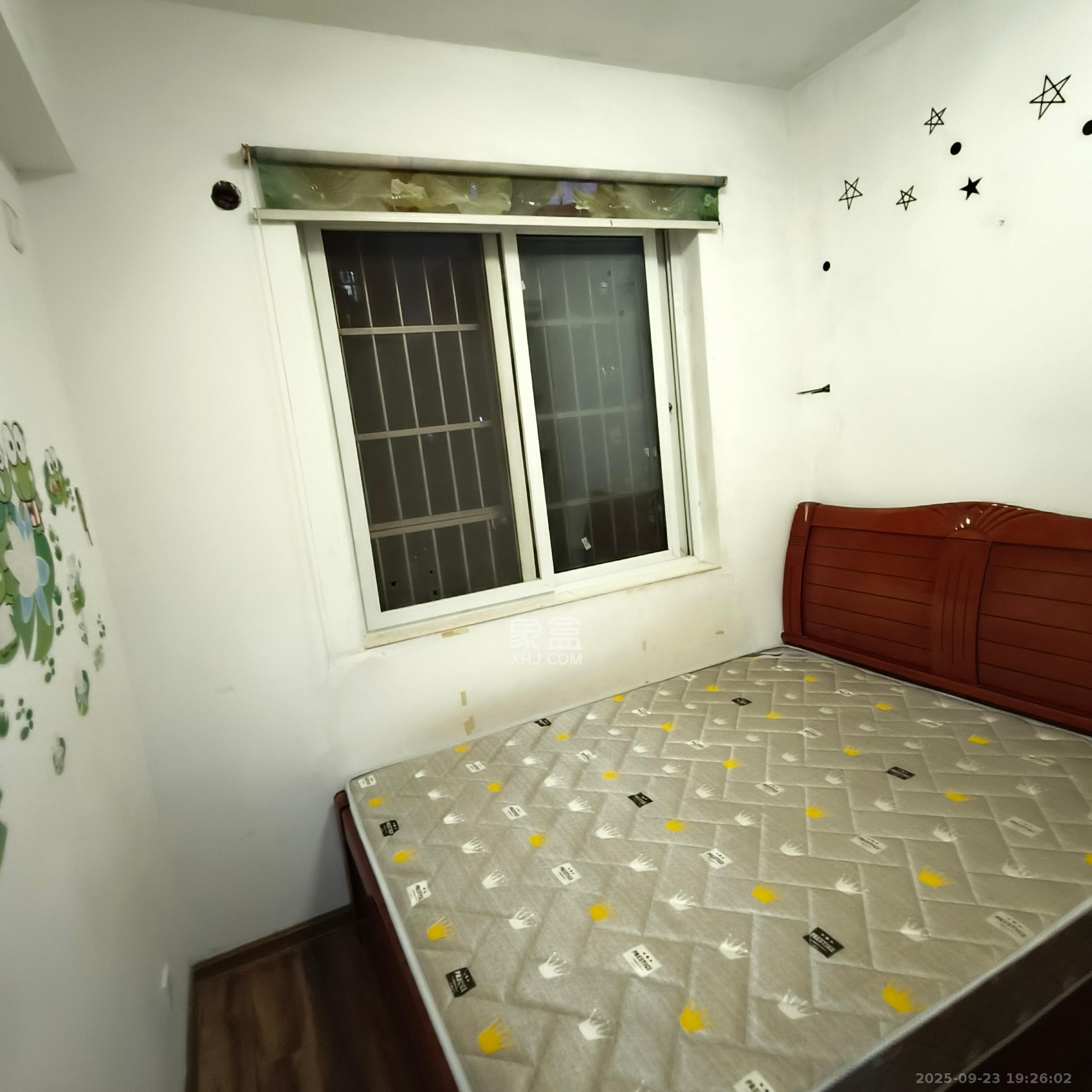 和润园一、二期 2室1厅1卫 1700.0元/月 和润园一、二期 2室1厅1卫 1700.0元/月室内图