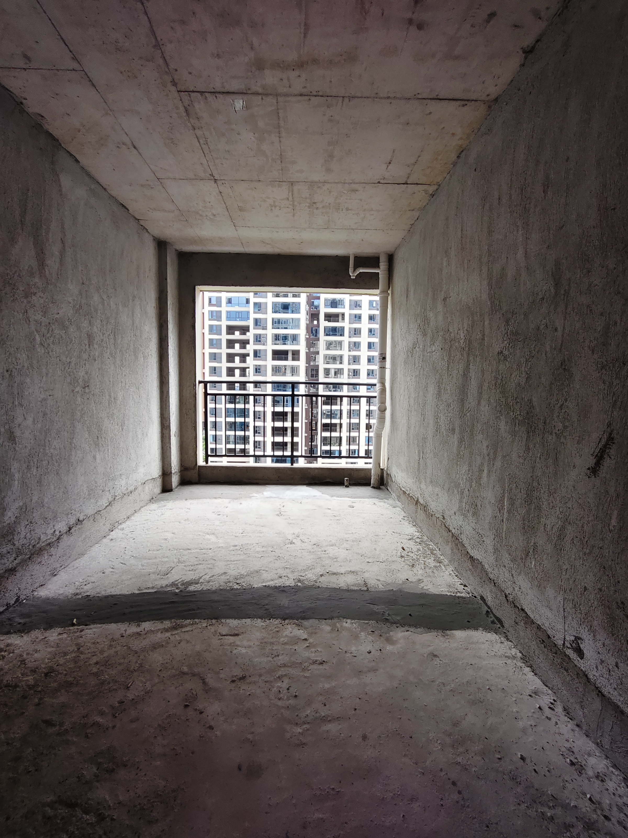 百弘学府城三期 5室2厅2卫 89.8万 百弘学府城三期 5室2厅2卫 89.8万客厅