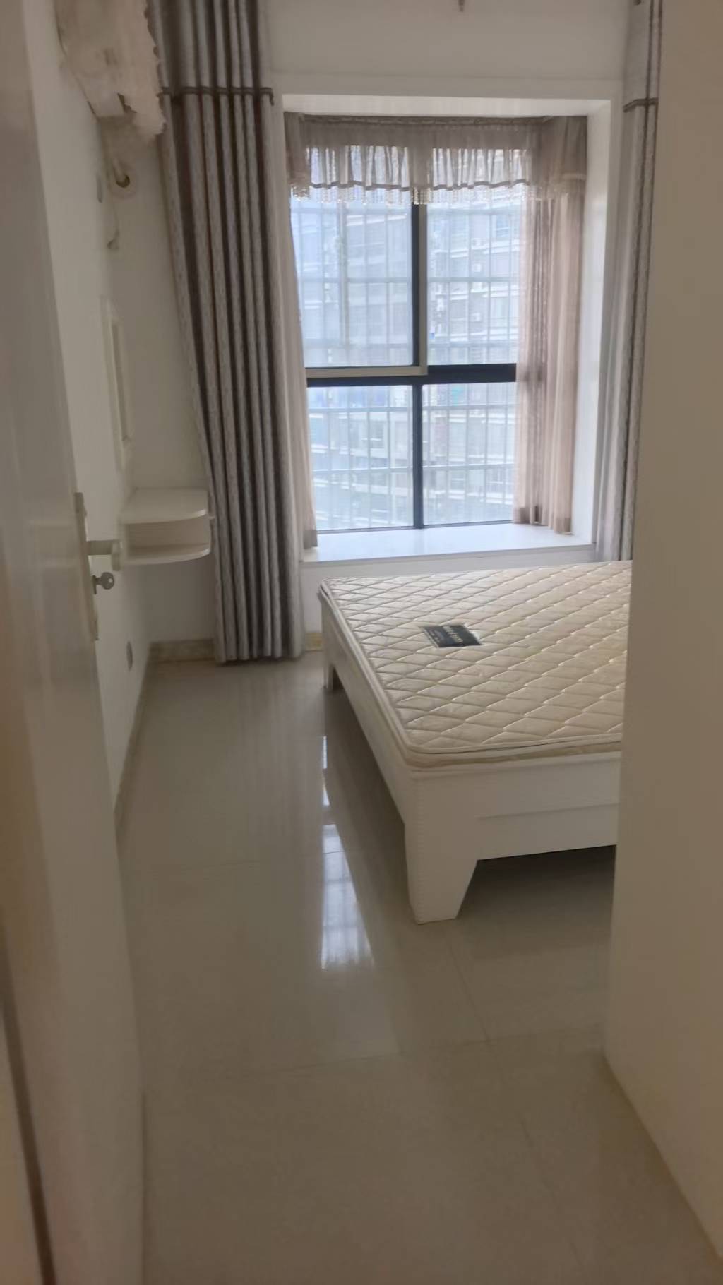 华剑首郡+五江珑悦 4室2厅2卫 73.8万 华剑首郡+五江珑悦 4室2厅2卫 73.8万客厅