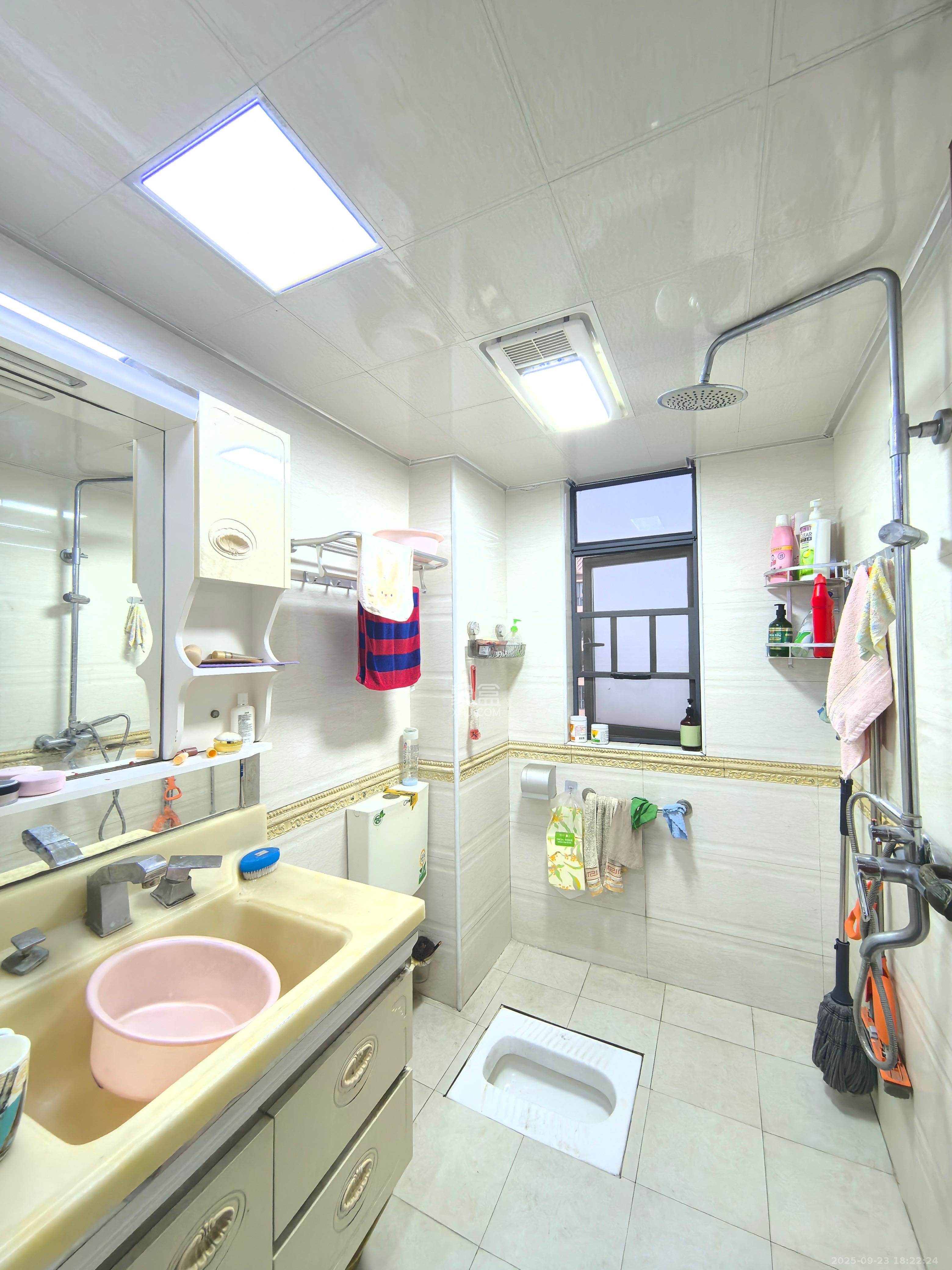 兰亭都荟（璟峰苑）  3室2厅2卫    3300.0元/月室内图