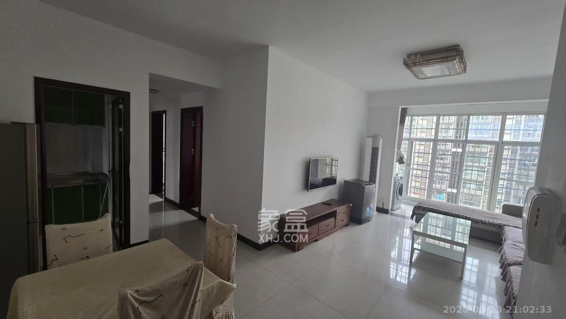 洋湖景园 3室1厅1卫 2400.0元/月 洋湖景园 3室1厅1卫 2400.0元/月室内图