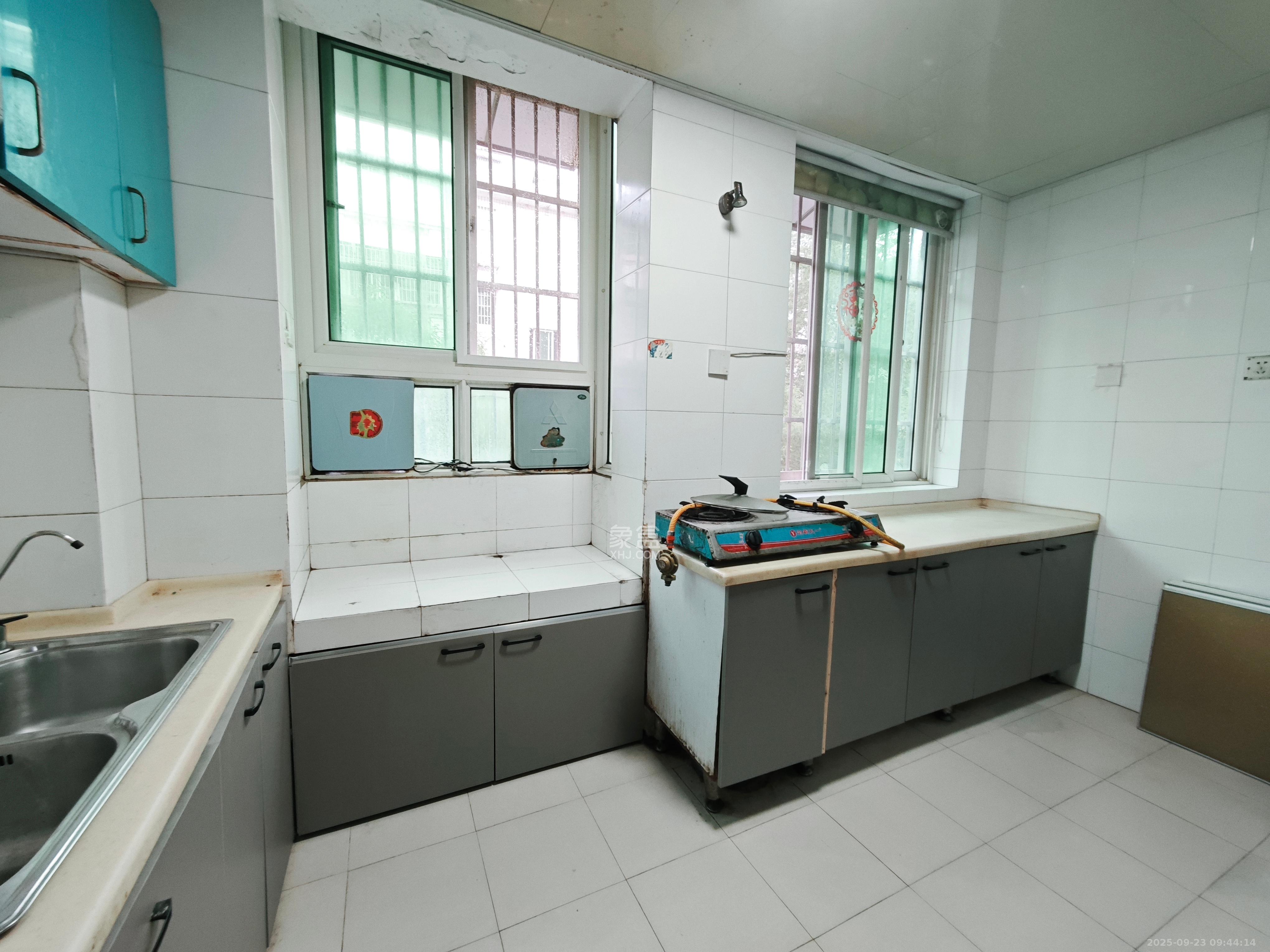 广厦新苑 2室2厅1卫 1800.0元/月 广厦新苑 2室2厅1卫 1800.0元/月室内图