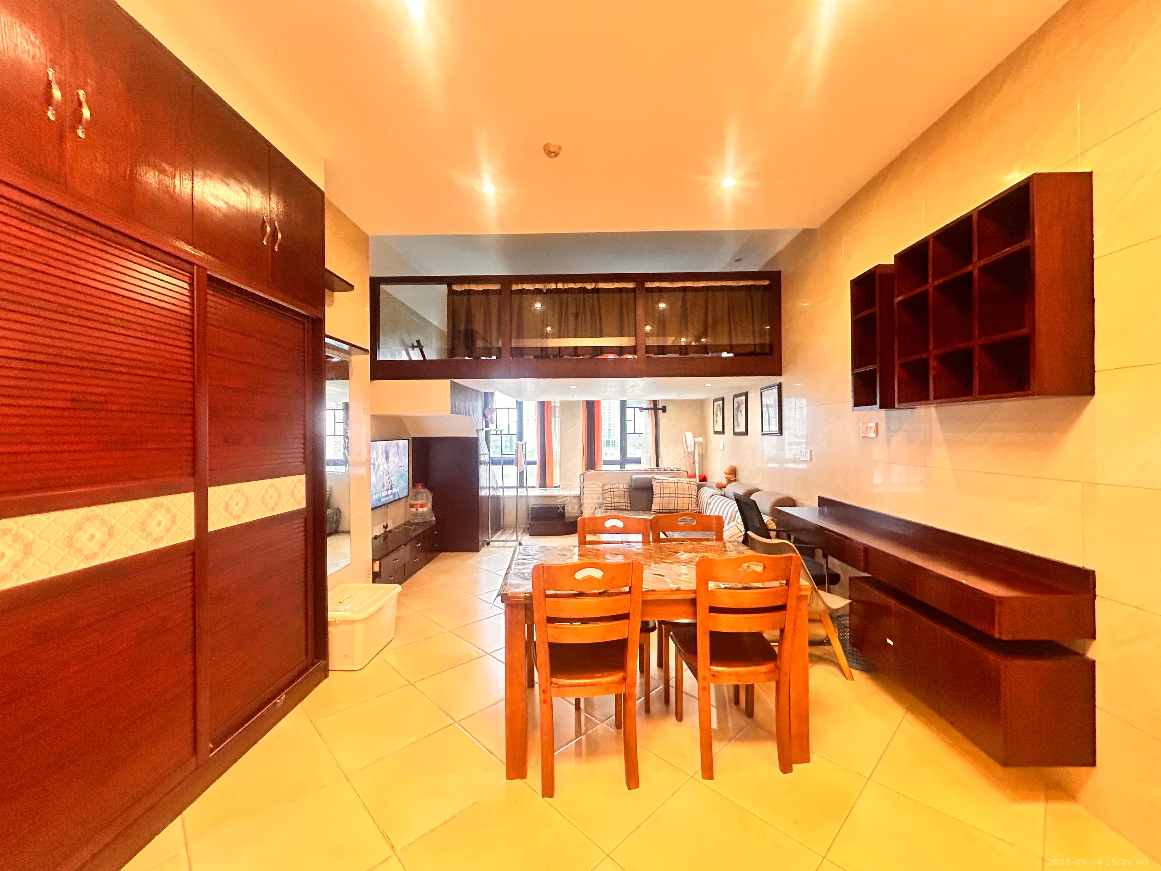 荣悦台  1室1厅1卫    2200.0元/月室内图