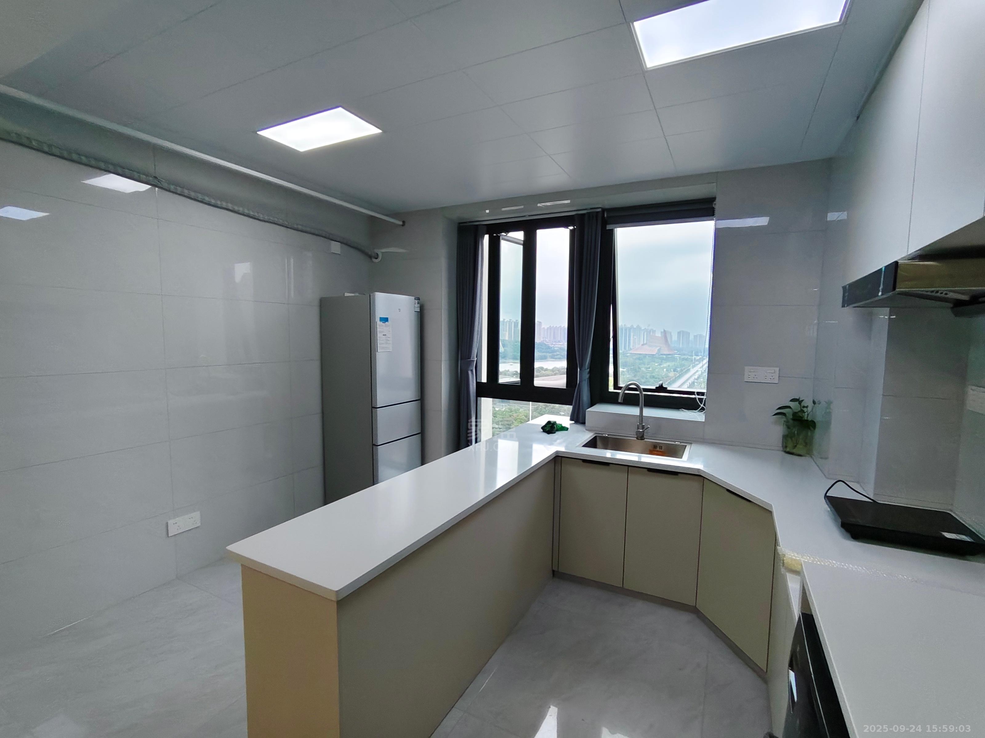 恒大华府 1室0厅0卫 1600.0元/月 恒大华府 1室0厅0卫 1600.0元/月室内图