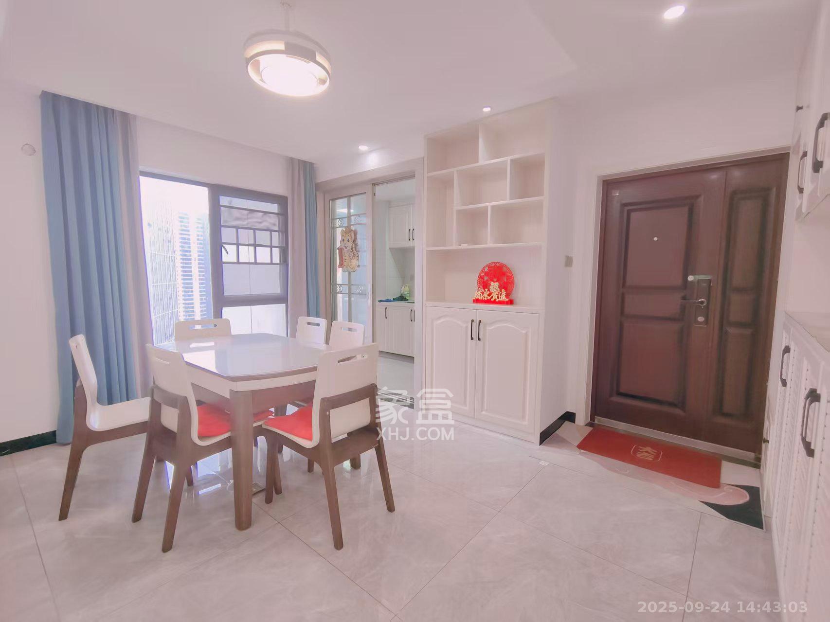 中国铁建洋湖苑 2室2厅2卫 2000.0元/月 中国铁建洋湖苑 2室2厅2卫 2000.0元/月室内图