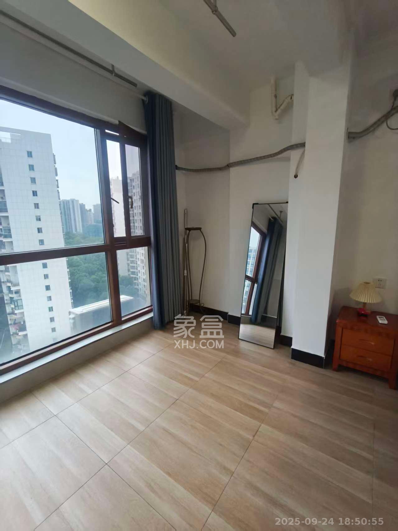 美林美寓  1室1厅1卫   2000.00元/月室内图