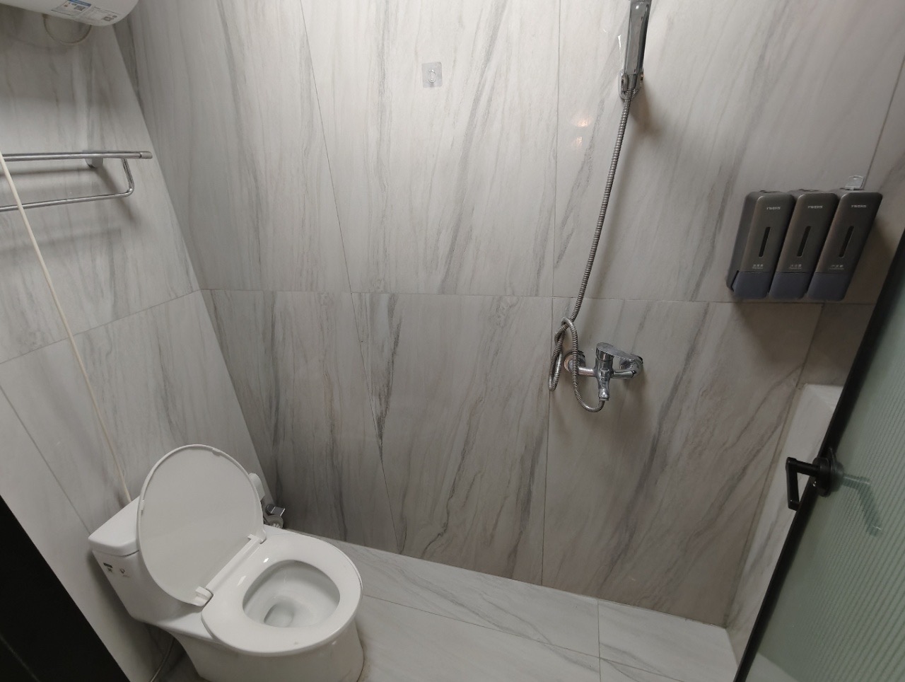 山水印象澜庭 1室1厅1卫 1700.0元/月 山水印象澜庭 1室1厅1卫 1700.0元/月室内图