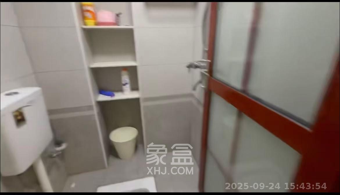 欧亚达国际广场  1室1厅1卫    2200.0元/月室内图