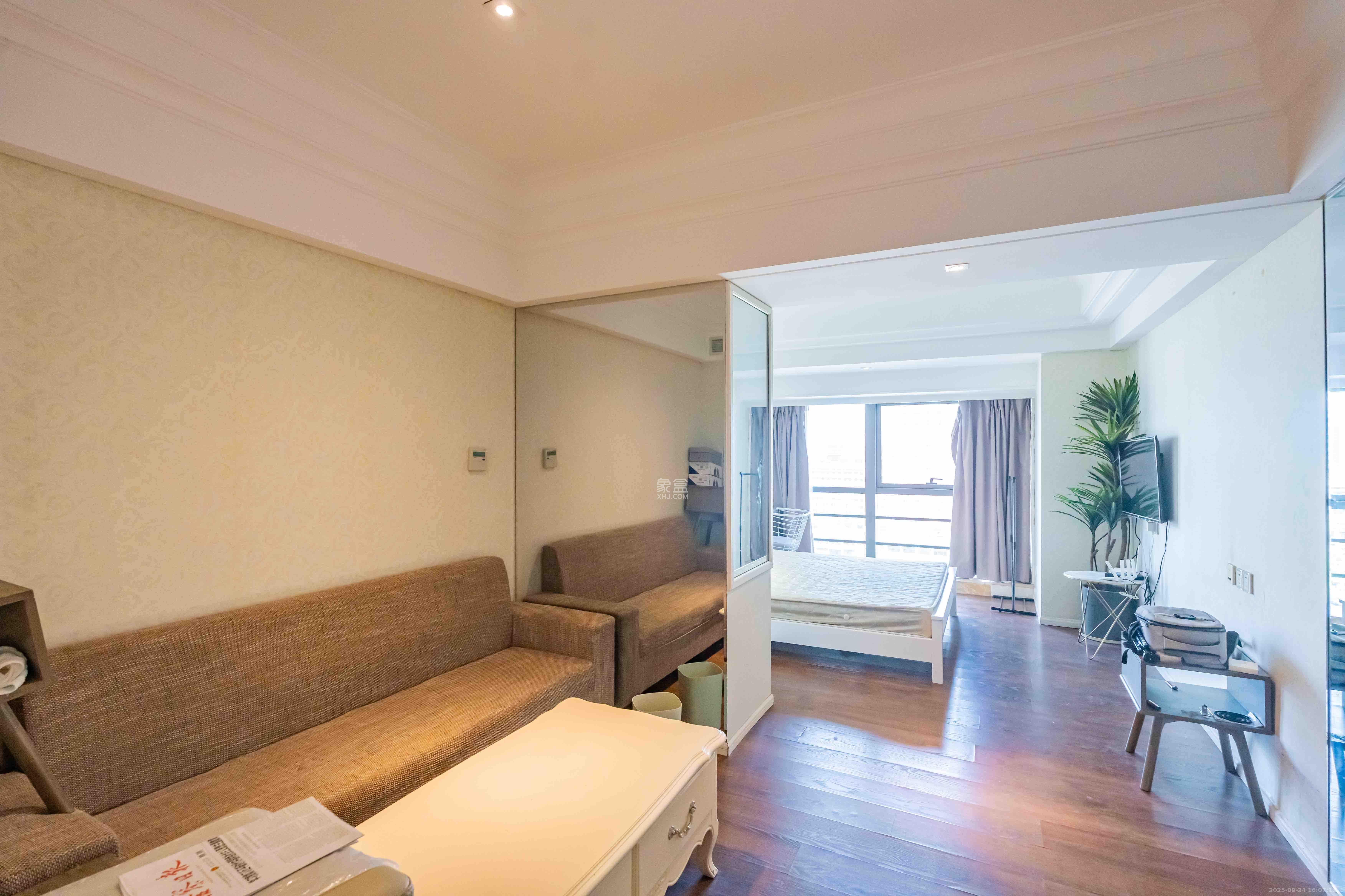 泊富公寓(泊富国际广场) 1室1厅1卫 2400.0元/月 泊富公寓(泊富国际广场) 1室1厅1卫 2400.0元/月室内图