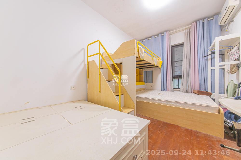 绿地公馆（绿地名邸）  2室2厅1卫    1500.0元/月室内图