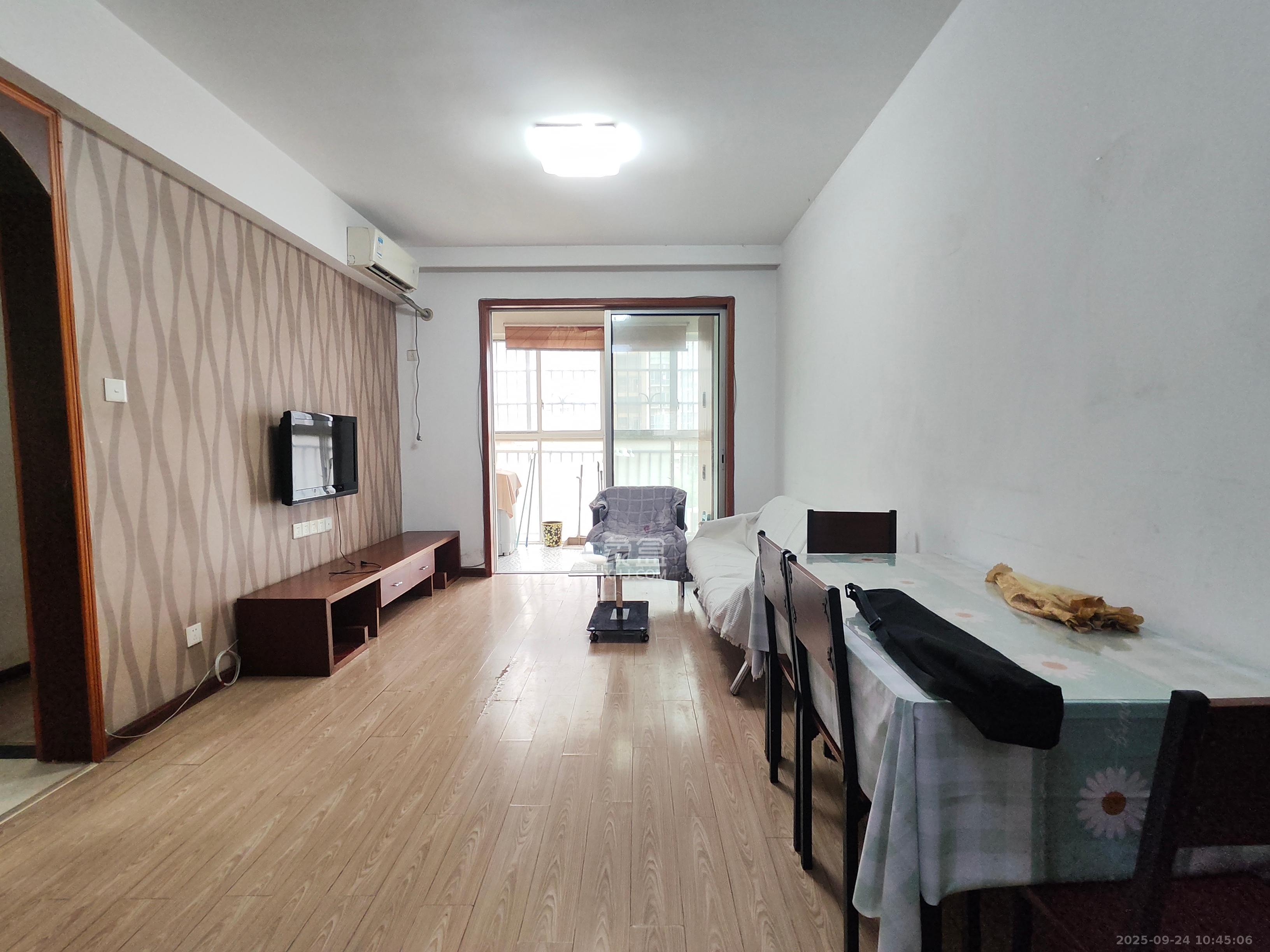 凯通国际城(凯通朝庭) 2室1厅1卫 2100.0元/月 凯通国际城(凯通朝庭) 2室1厅1卫 2100.0元/月室内图