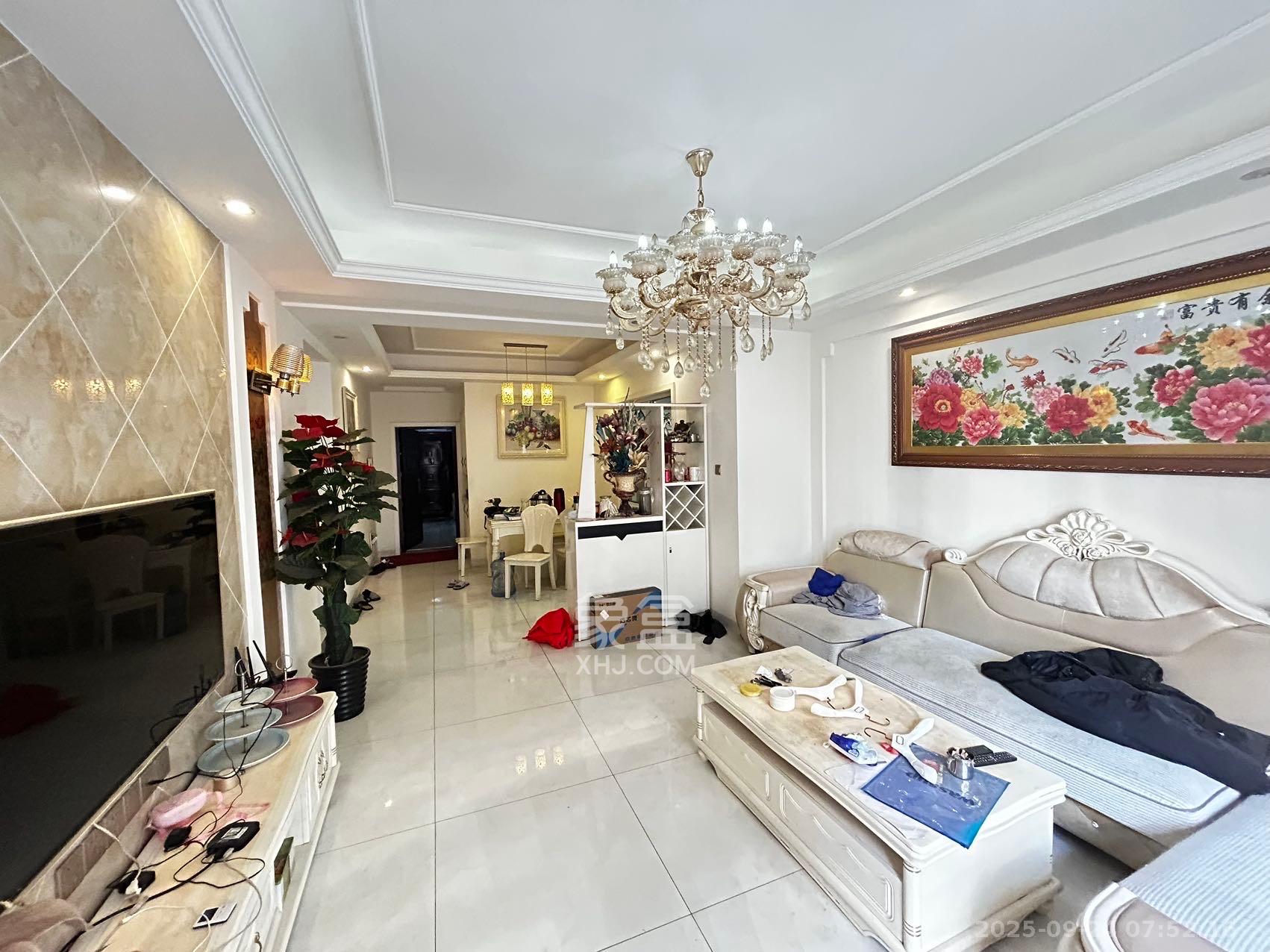 楚天世纪城东苑 3室2厅2卫 1800.00元/月 楚天世纪城东苑 3室2厅2卫 1800.00元/月室内图