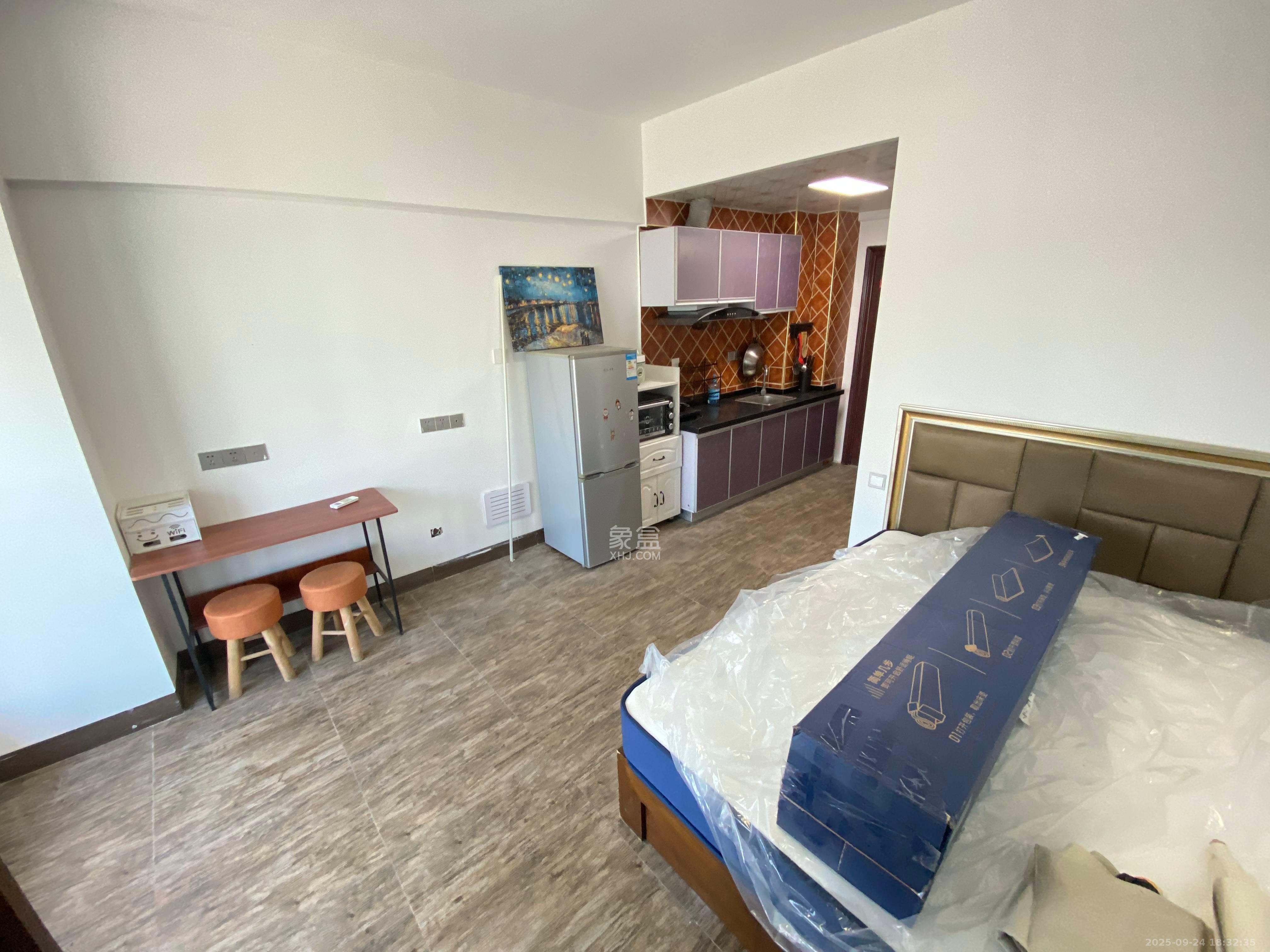 五一中央领御 1室1厅1卫 1500.0元/月 五一中央领御 1室1厅1卫 1500.0元/月室内图