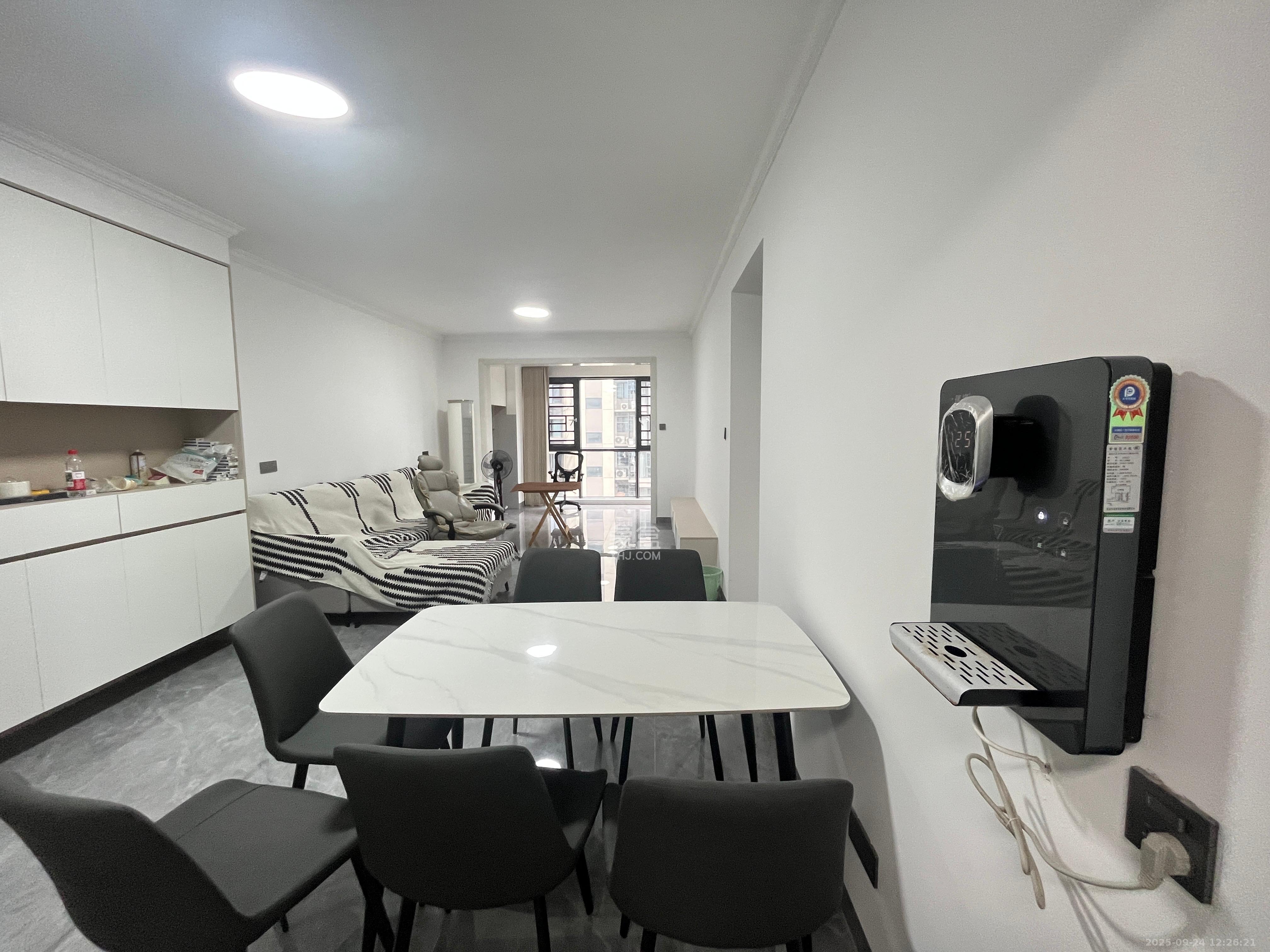 惟智园安置小区 3室2厅1卫 2000.0元/月 惟智园安置小区 3室2厅1卫 2000.0元/月室内图