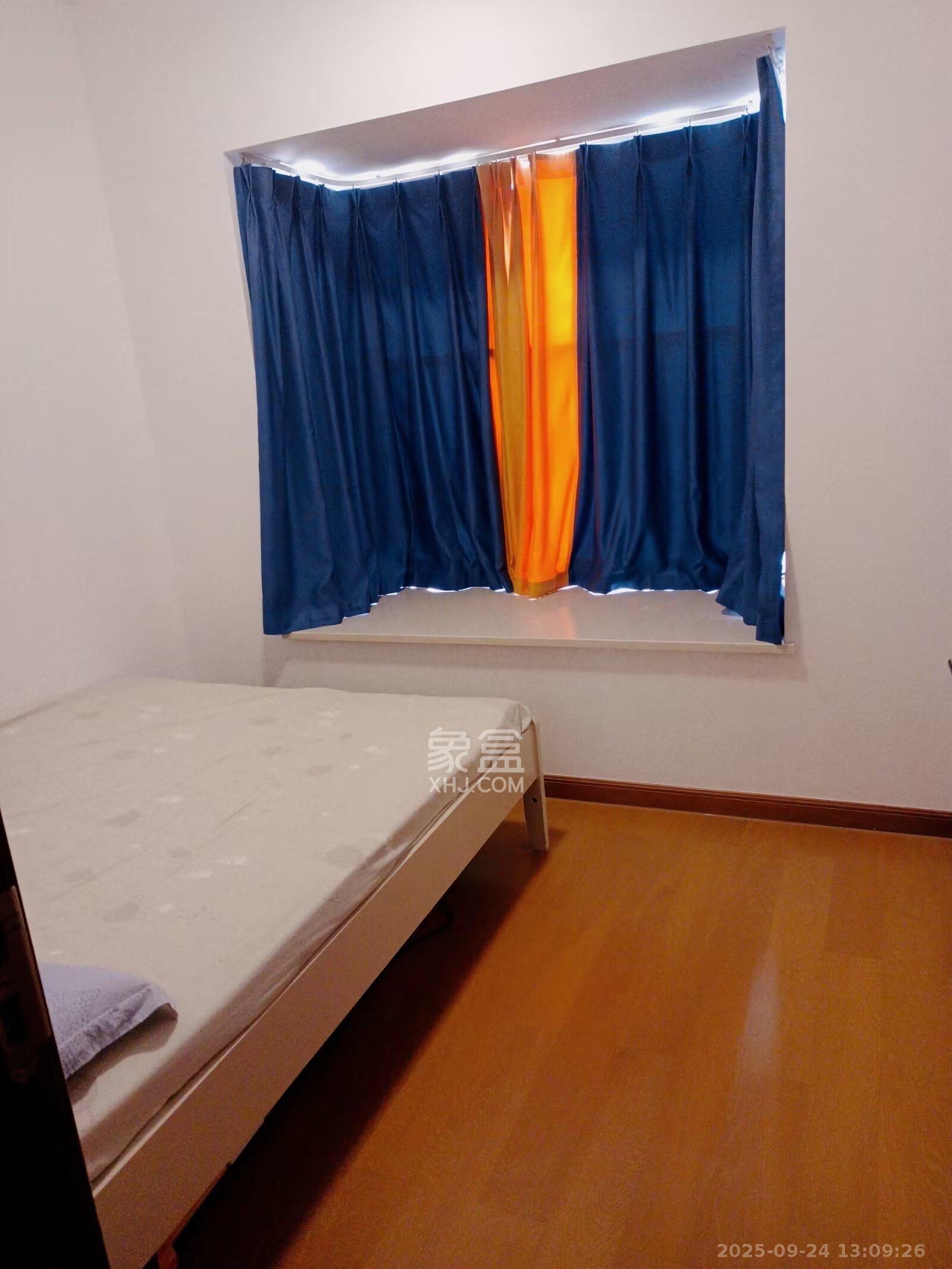 阳光城尚东湾青柠园 3室2厅2卫 2600.0元/月 阳光城尚东湾青柠园 3室2厅2卫 2600.0元/月室内图