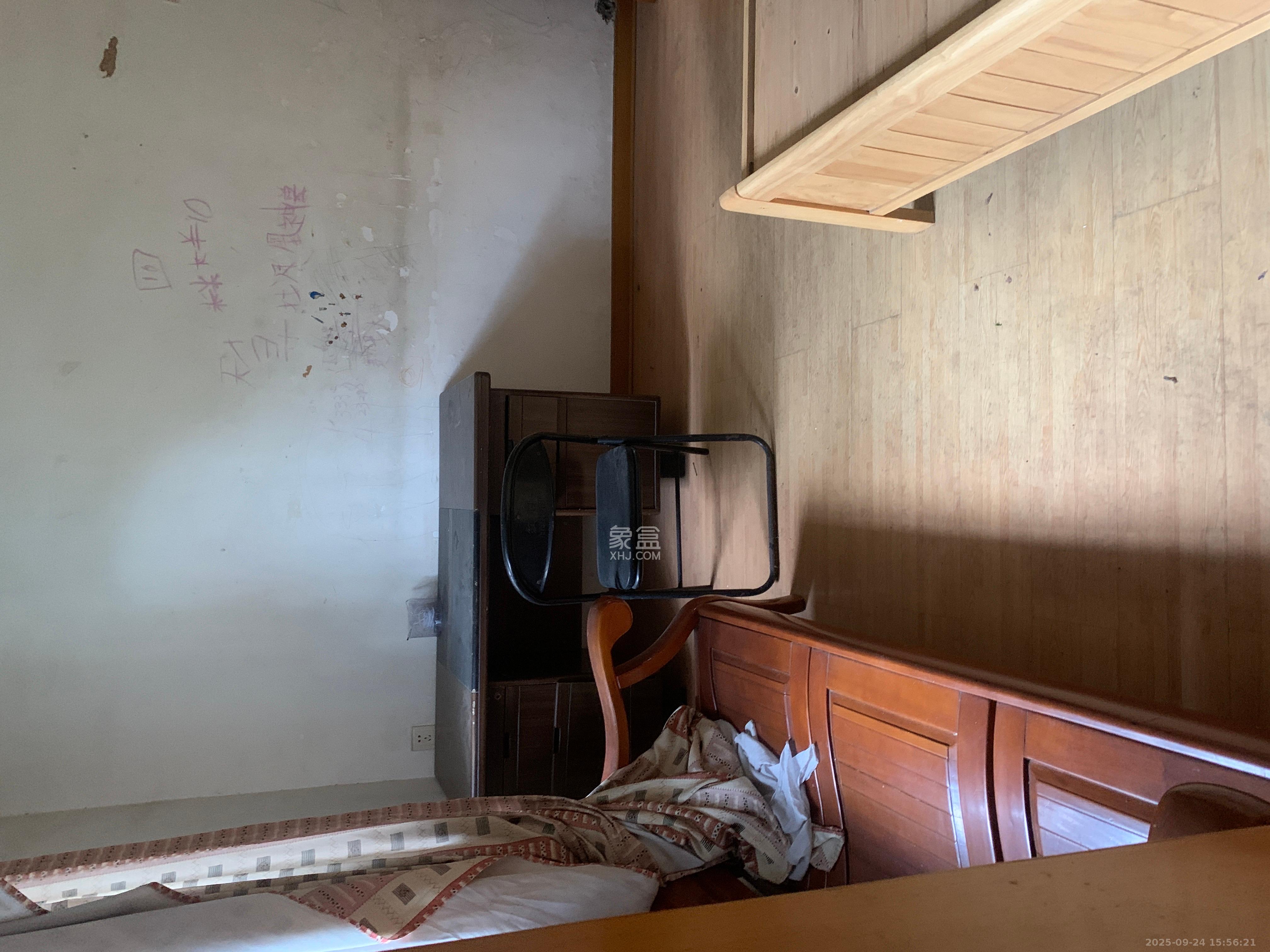 新华园 3室1厅1卫 1200.0元/月 新华园 3室1厅1卫 1200.0元/月室内图