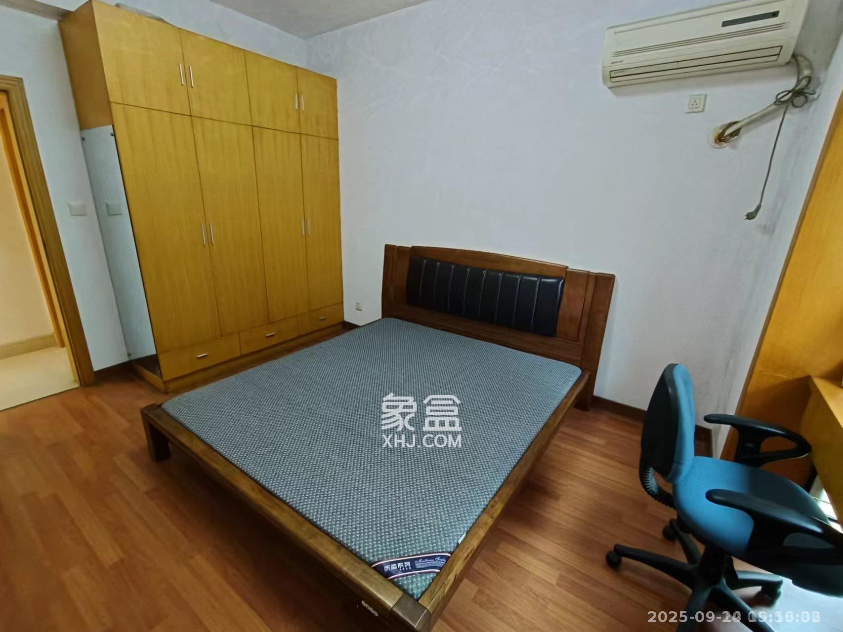 华盛家园  2室2厅1卫   2500.00元/月室内图
