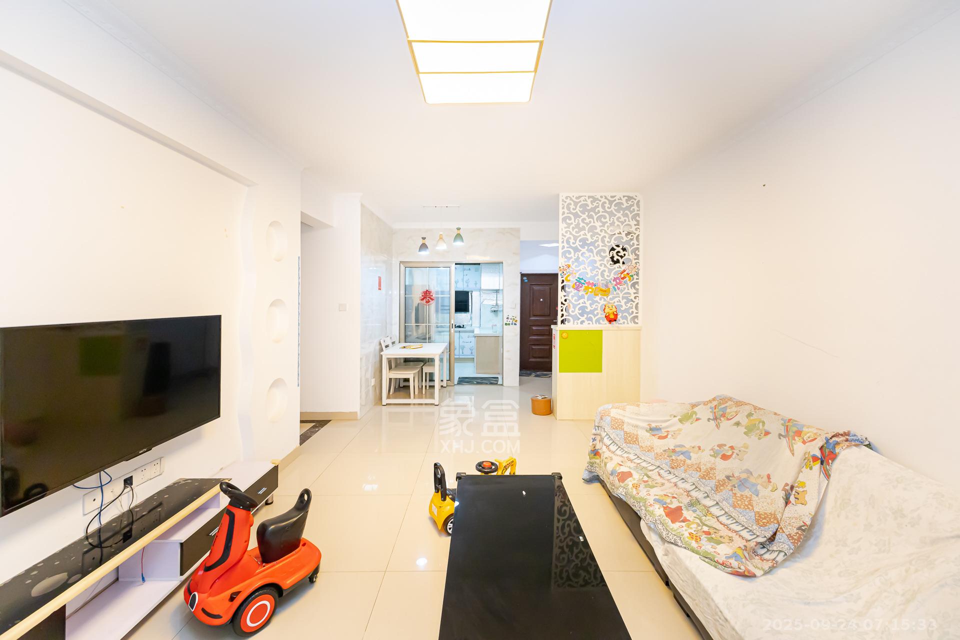 乾源国际  3室2厅1卫    65.0万