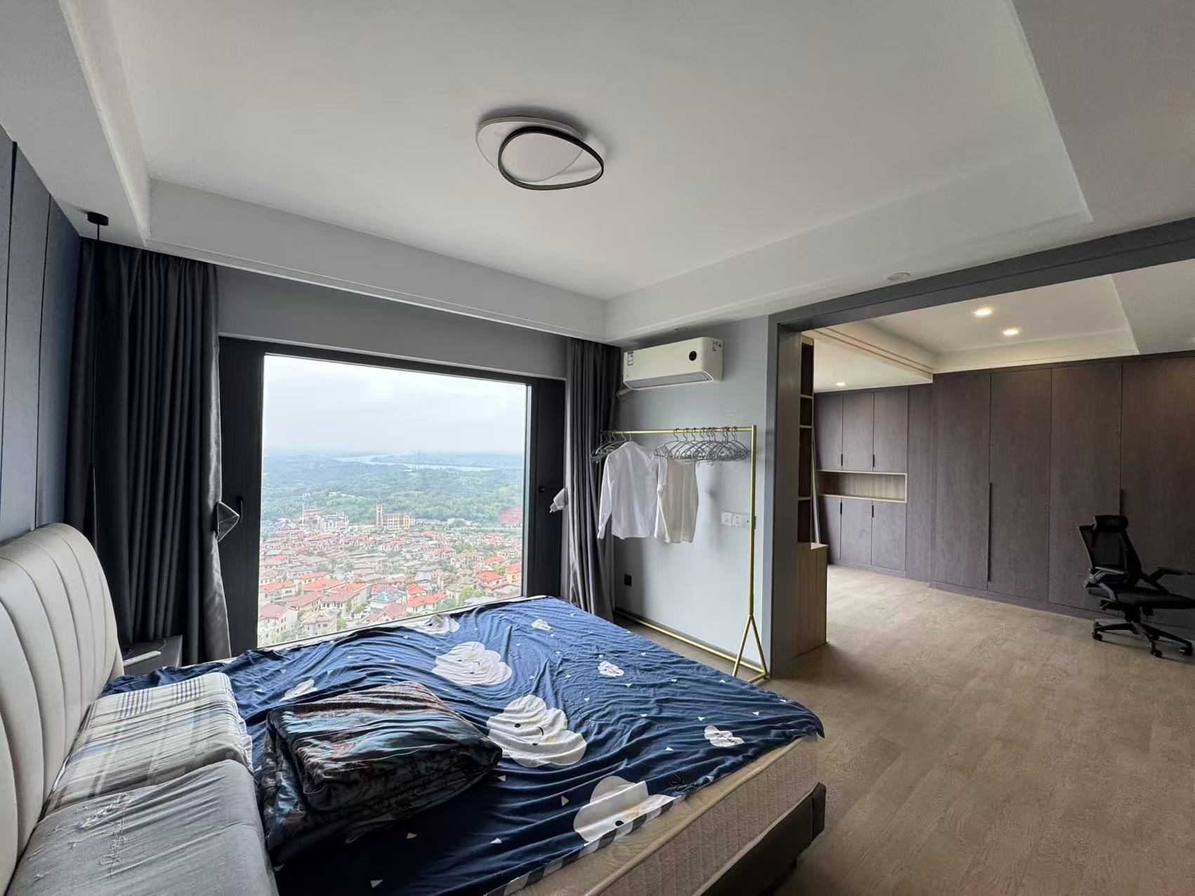 城市公园 4室2厅2卫 92.8万 城市公园 4室2厅2卫 92.8万室内图