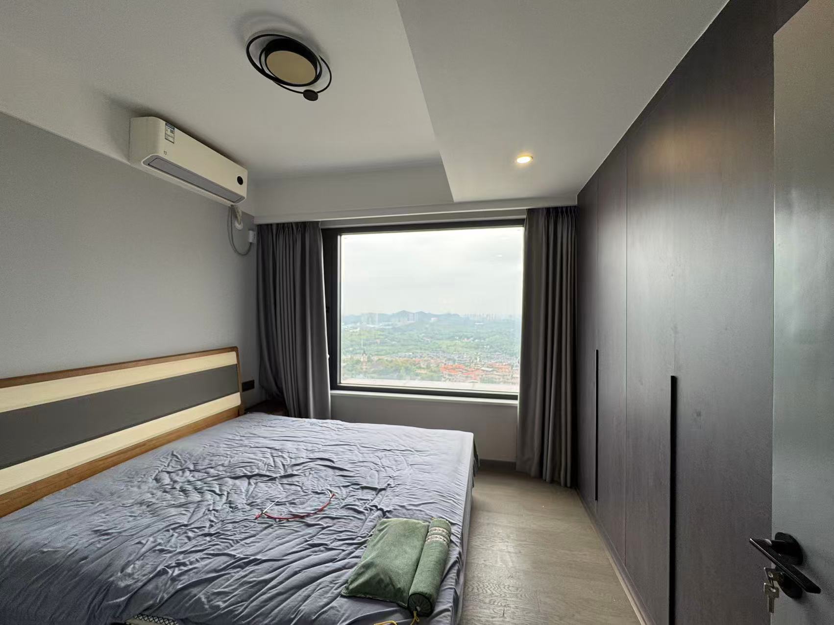 城市公园 4室2厅2卫 92.8万 城市公园 4室2厅2卫 92.8万室内图