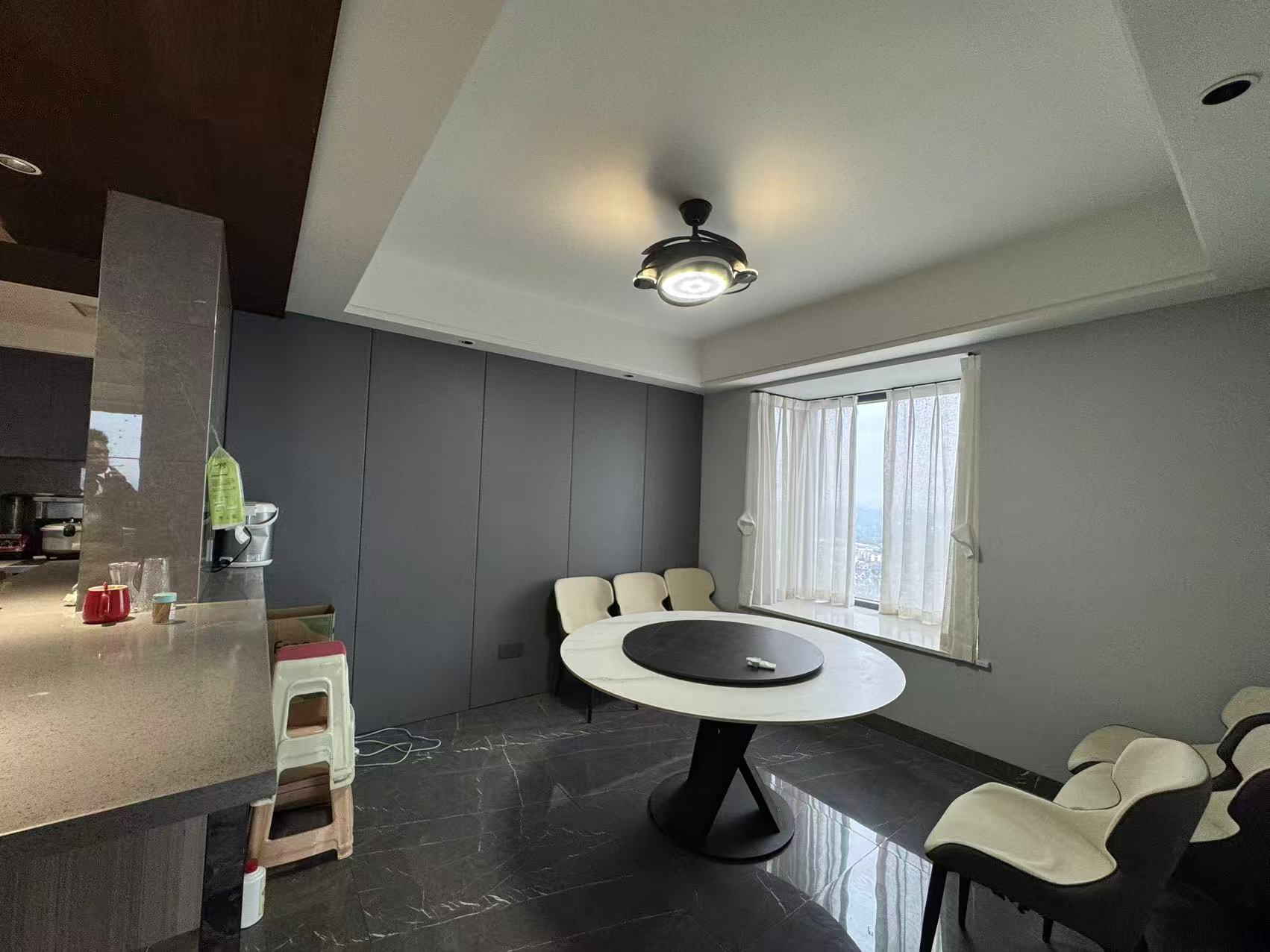 城市公园 4室2厅2卫 92.8万 城市公园 4室2厅2卫 92.8万室内图