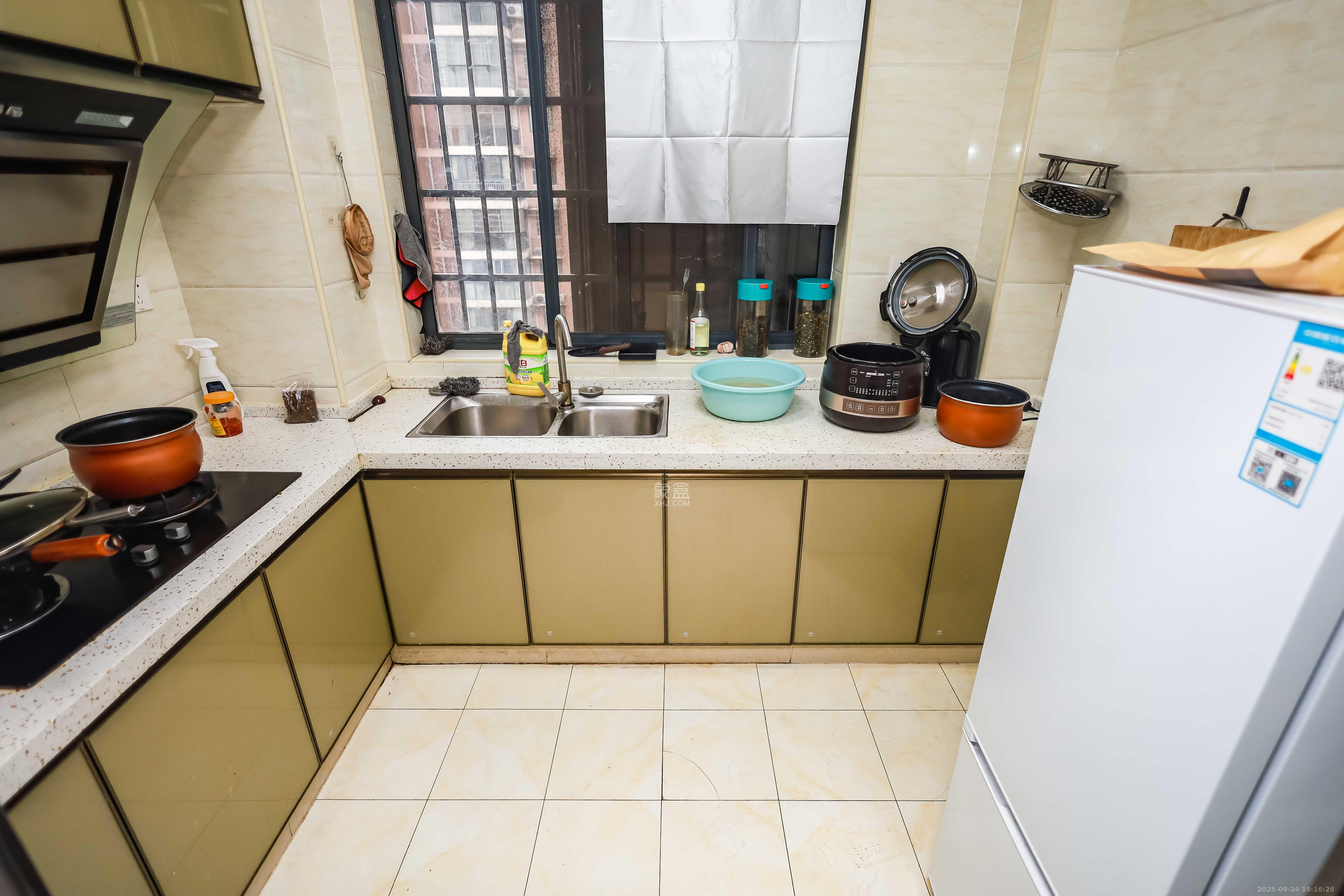 山水新城 2室1厅1卫 46.0万 山水新城 2室1厅1卫 46.0万厨房